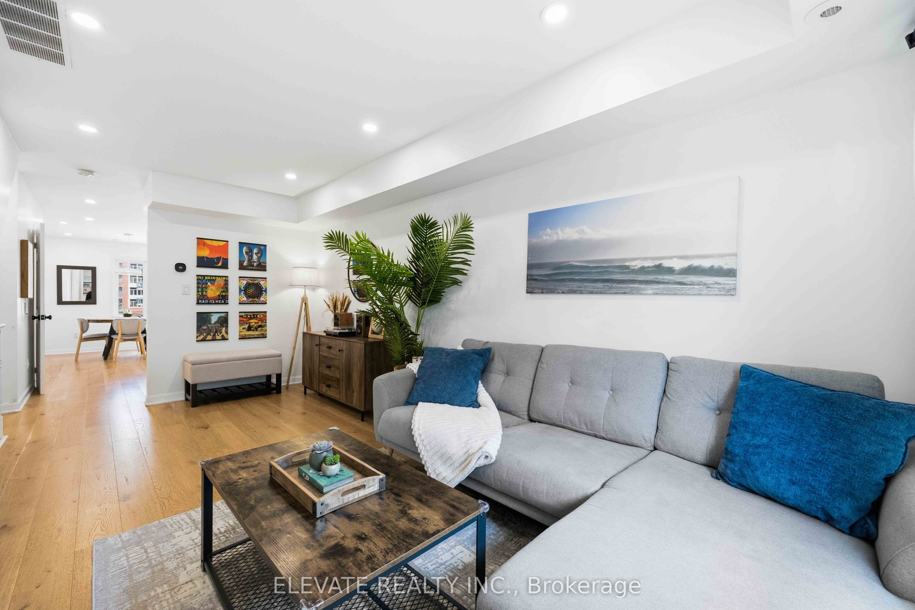 50 Merchant Lane 206, Toronto, ON M6P 4J6 photo 4