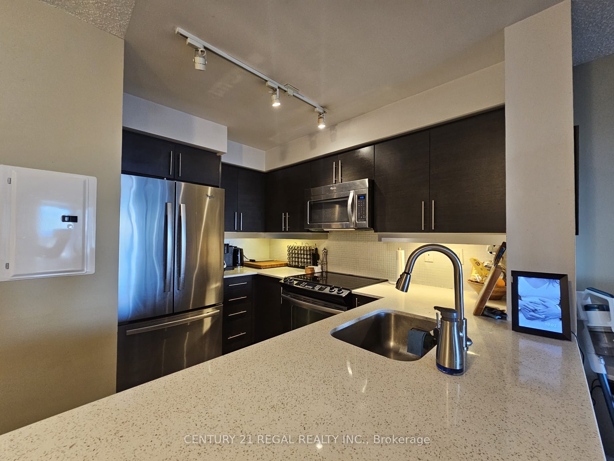 125 Western Battery Road 1709, Toronto, ON M6K 3R8 photo 2