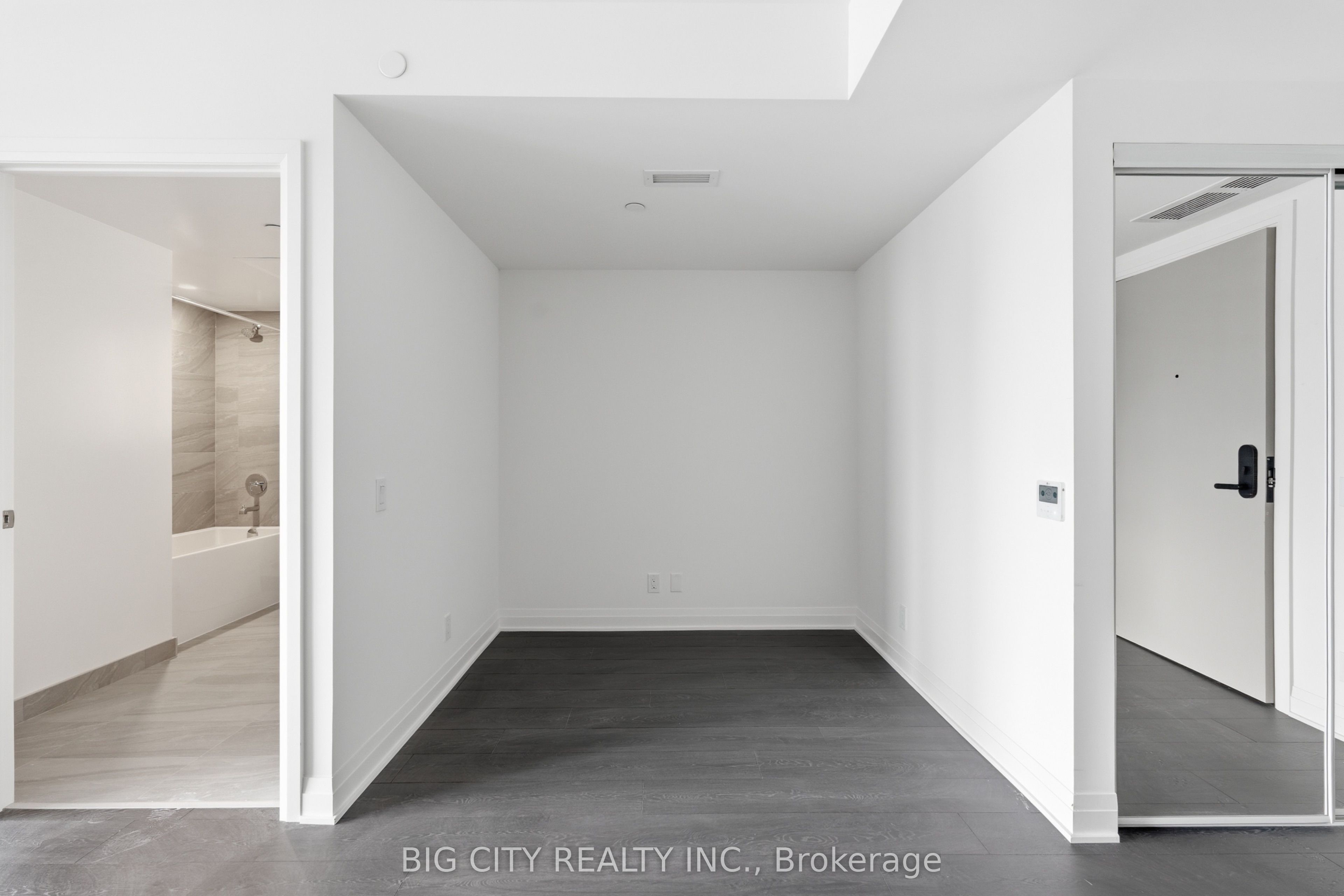 25 Frederick Todd Way 809, Toronto, ON M4G 0C9 photo 4