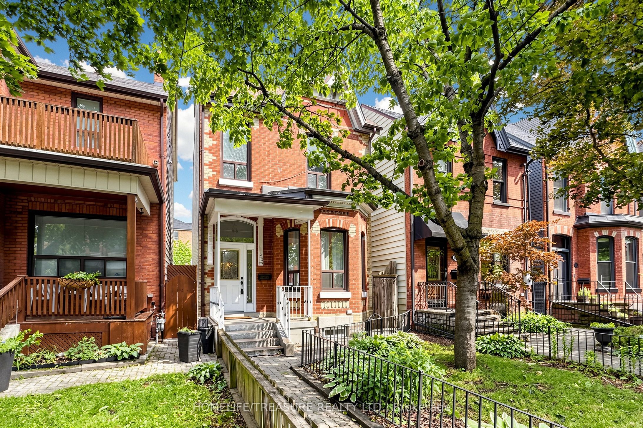 123 robert Street, Toronto, ON M5S 2K5