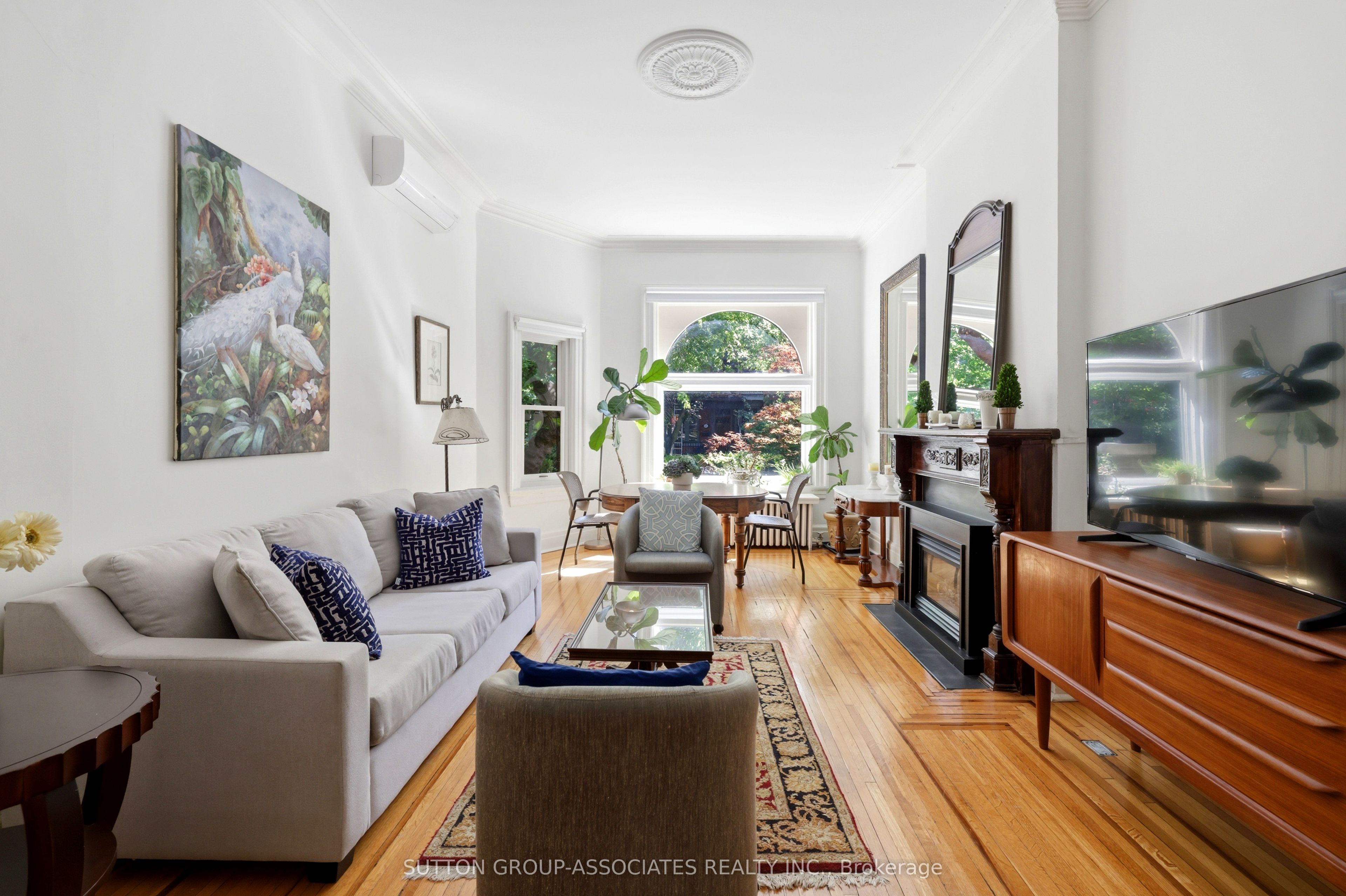492 Euclid Avenue, Toronto, ON M6G 2S9 photo 4