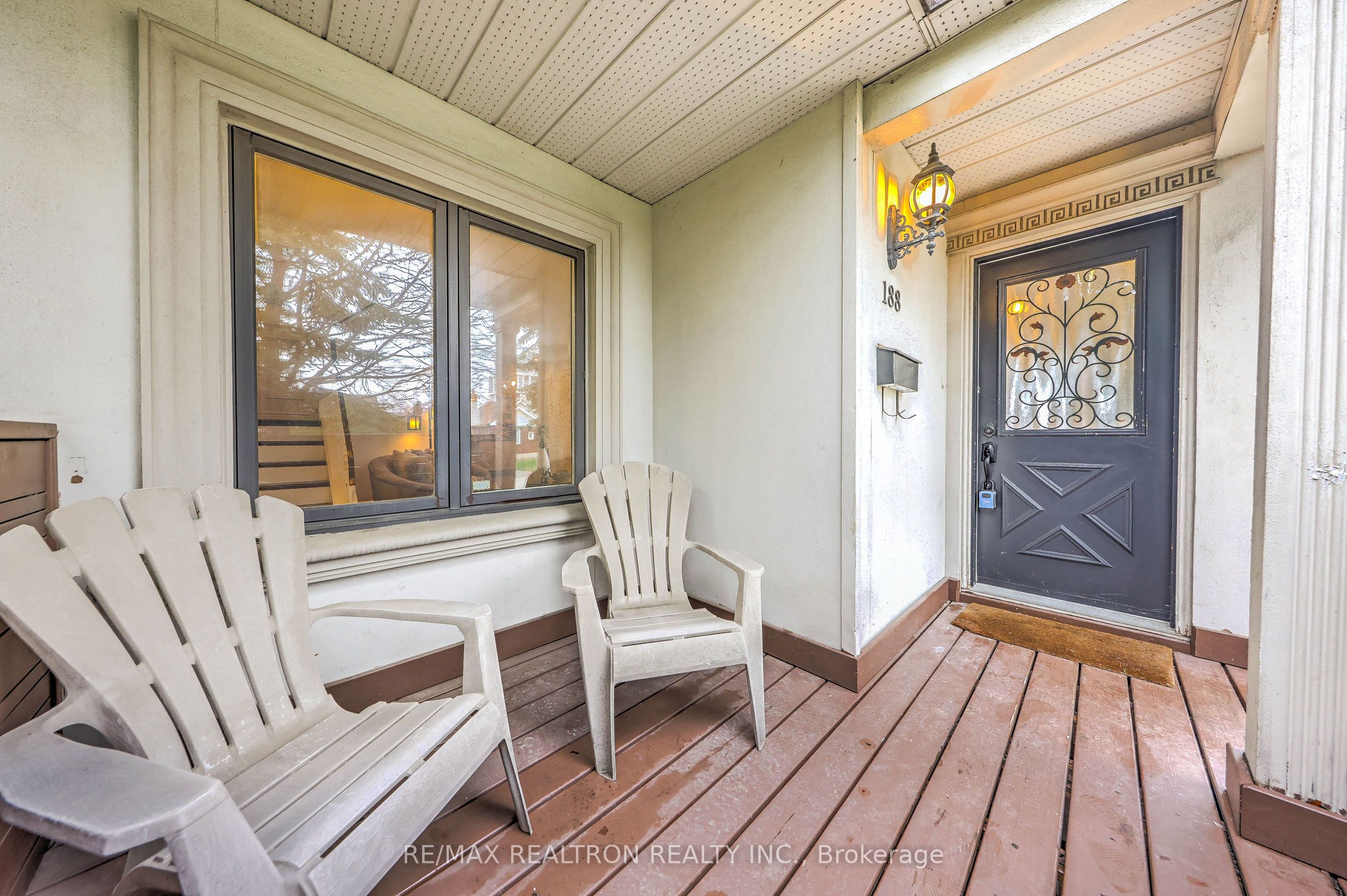 188 Maplehurst Avenue, Toronto, ON M2N 3C2 photo 4