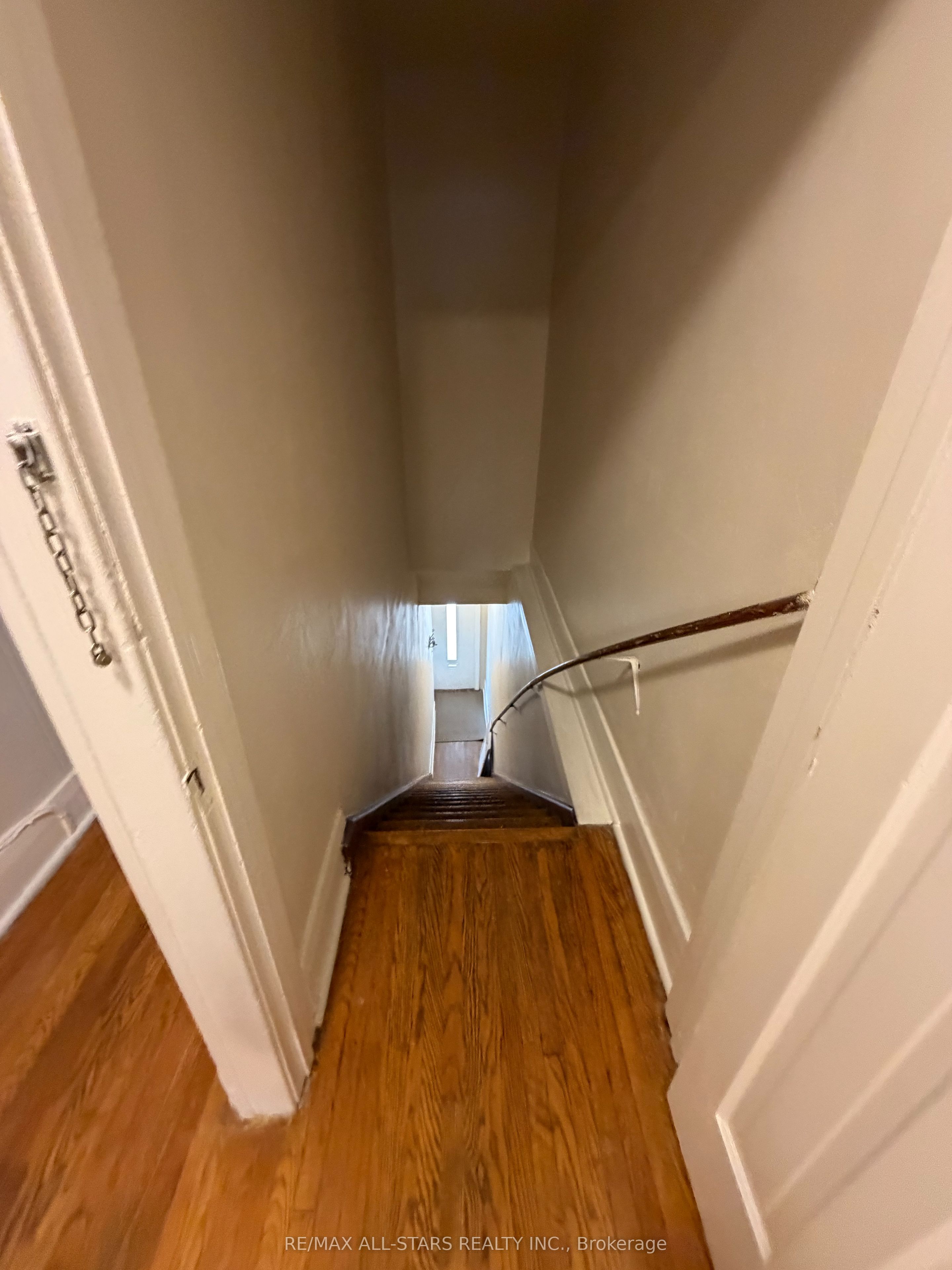559A Mount Pleasant Road, Toronto, ON M4S 2M5 photo 3