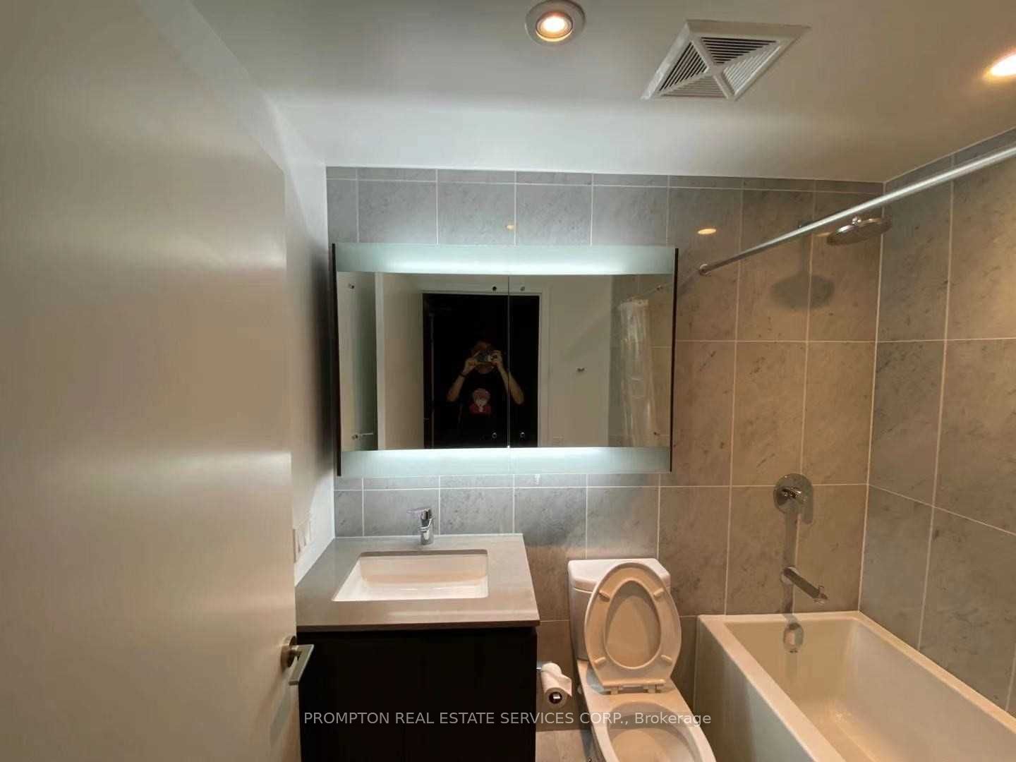 117 McMahon Drive 3303, Toronto, ON M2K 2X9 photo 5
