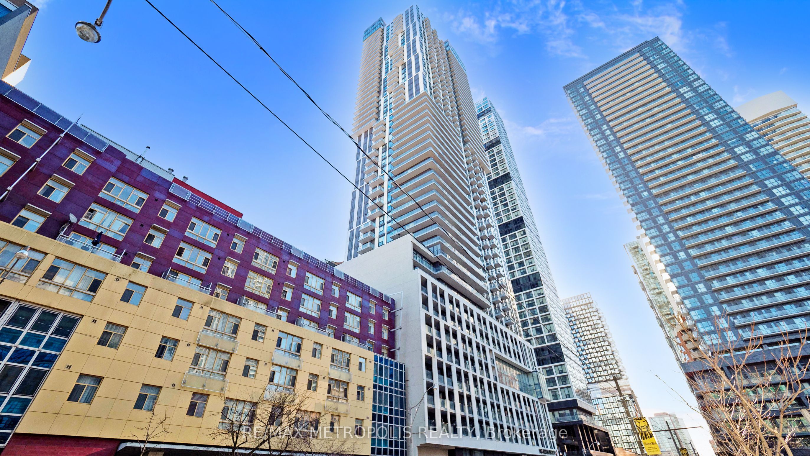 251 Jarvis Street 4212, Toronto, ON M5B 0C3 photo 2