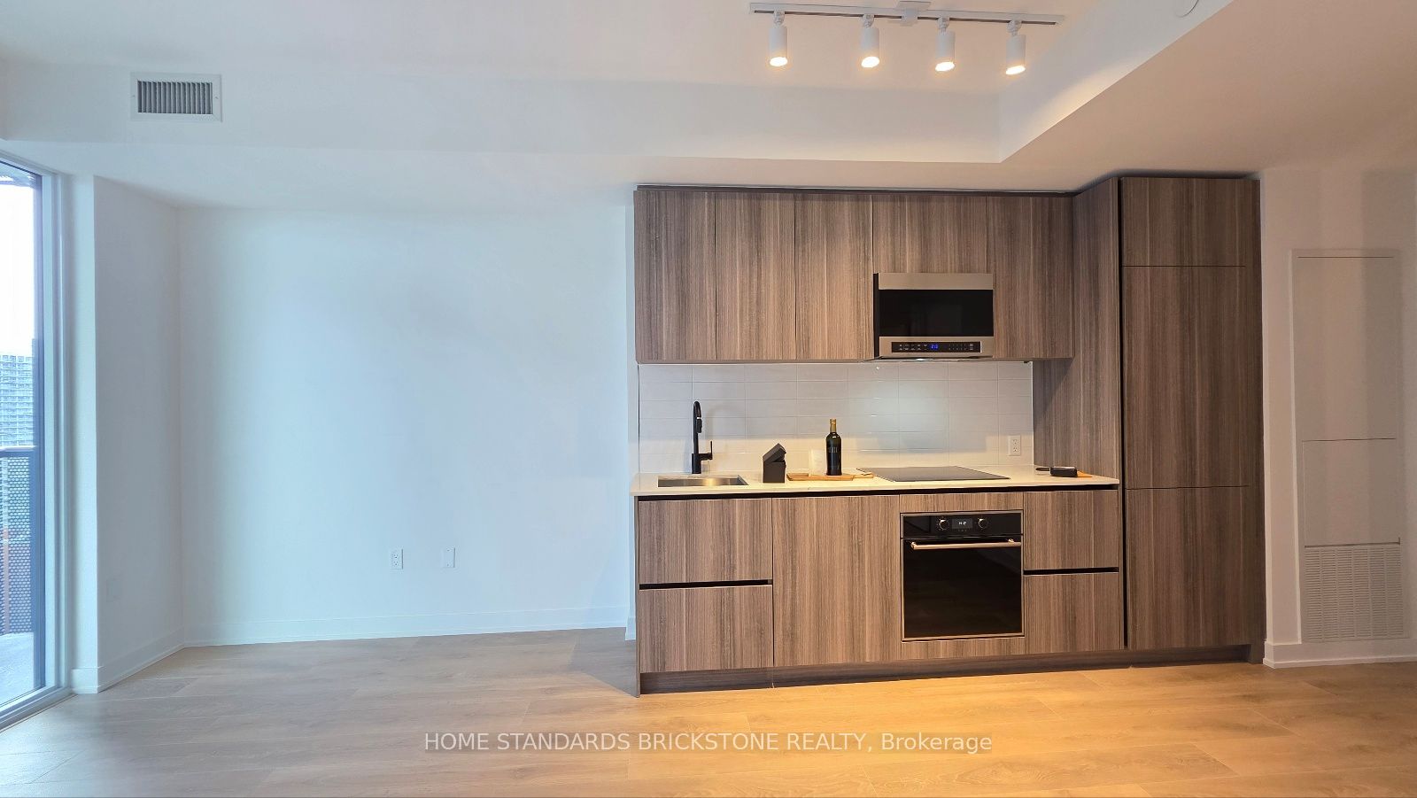 117 Broadway Avenue 3101, Toronto, ON M4P 1V3 photo 4