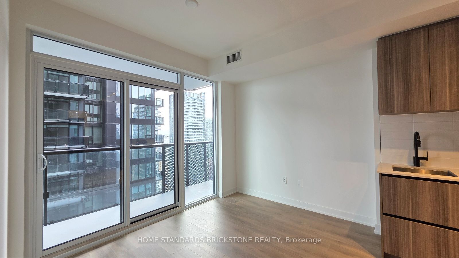 117 Broadway Avenue 3101, Toronto, ON M4P 1V3 photo 5