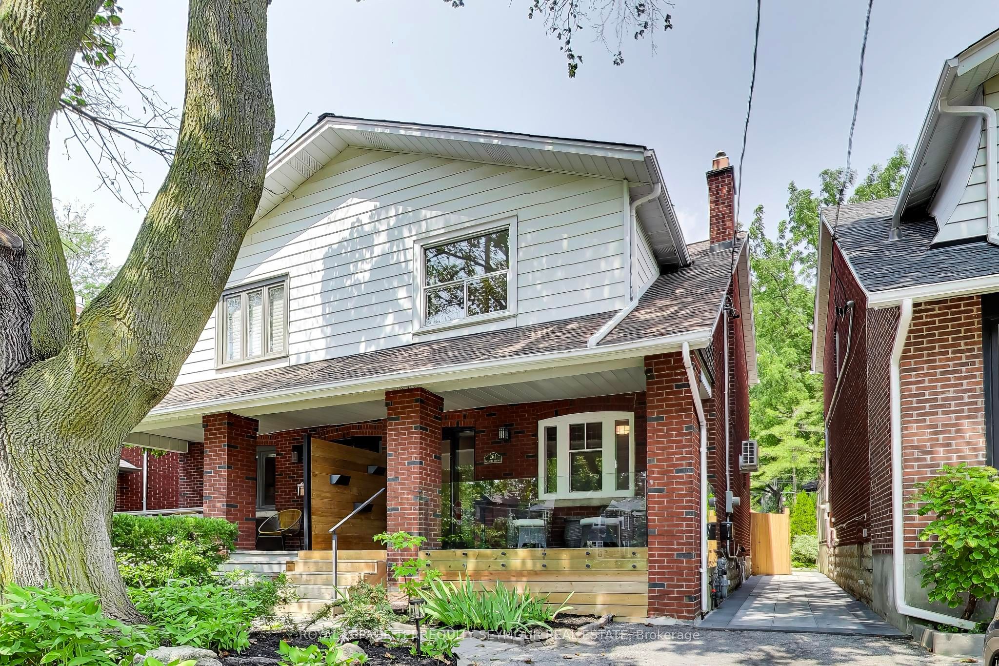 262 Belsize Drive, Toronto, ON M4S 1M6