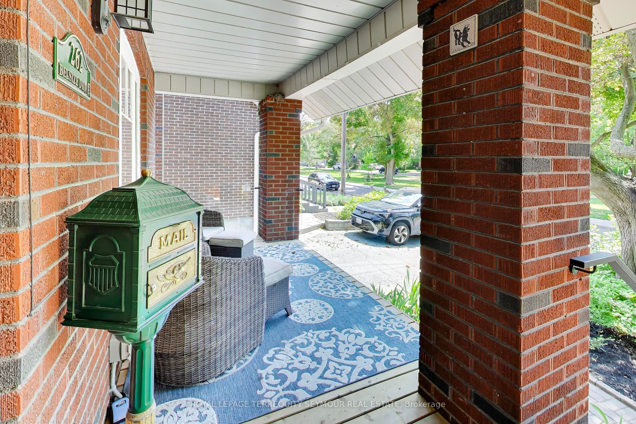262 Belsize Drive, Toronto, ON M4S 1M6 photo 4