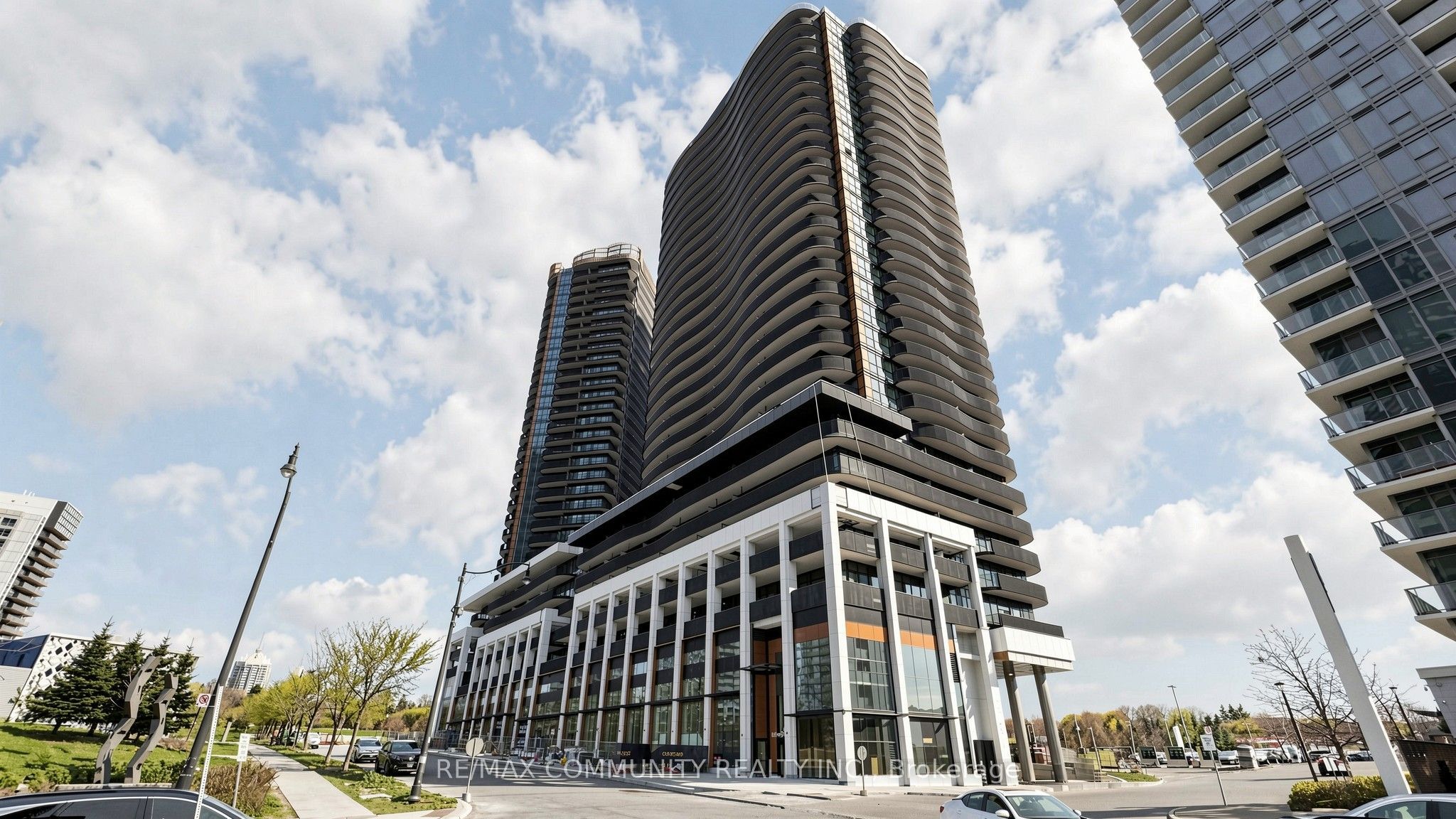 18 Esther Shiner Boulevard 551, Toronto, ON M2K 0J7