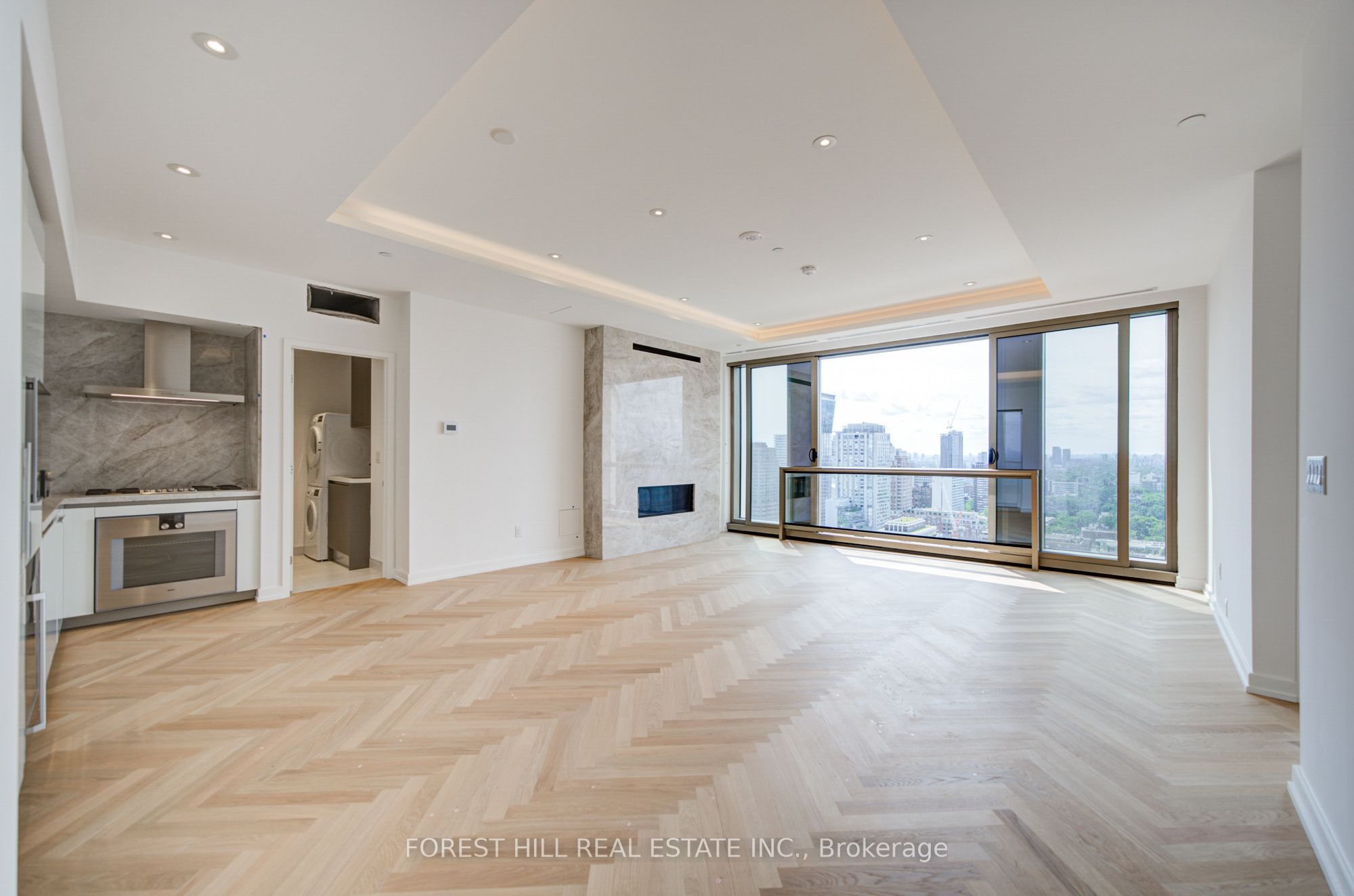 1315 Bay Street 2302, Toronto, ON M5R 2C4