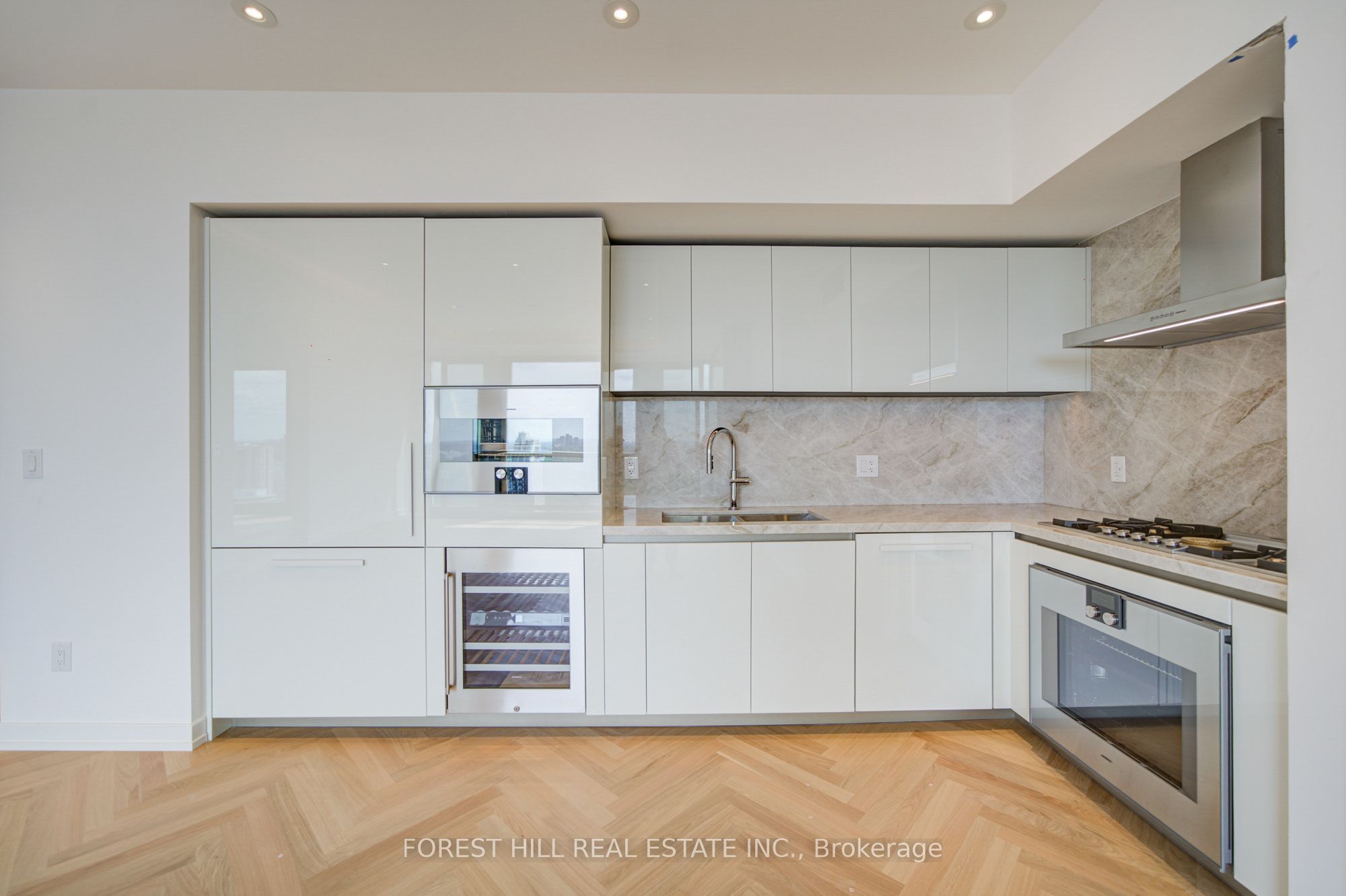 1315 Bay Street 2302, Toronto, ON M5R 2C4 photo 5