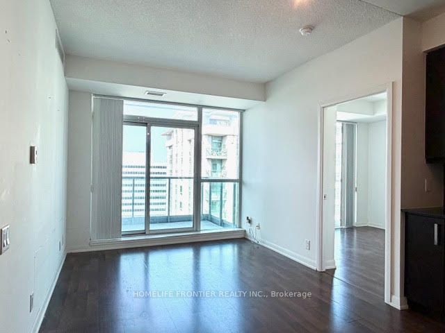 17 Anndale Drive PH201, Toronto, ON M2N 2W7 photo 3