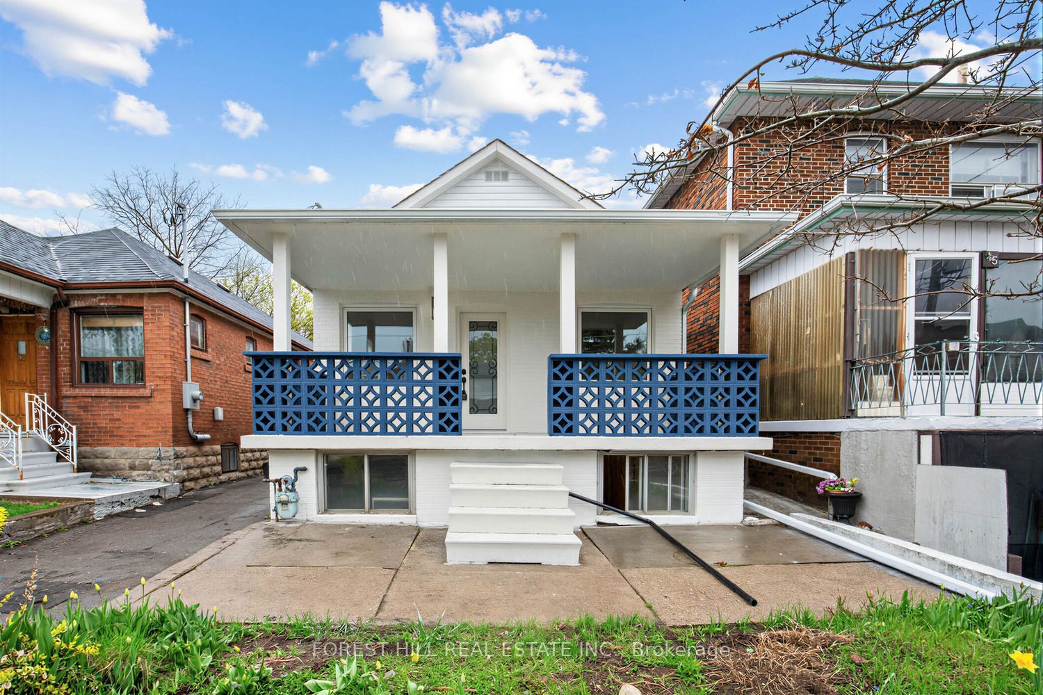 43 Belvidere Avenue Lower, Toronto, ON M6C 1P7