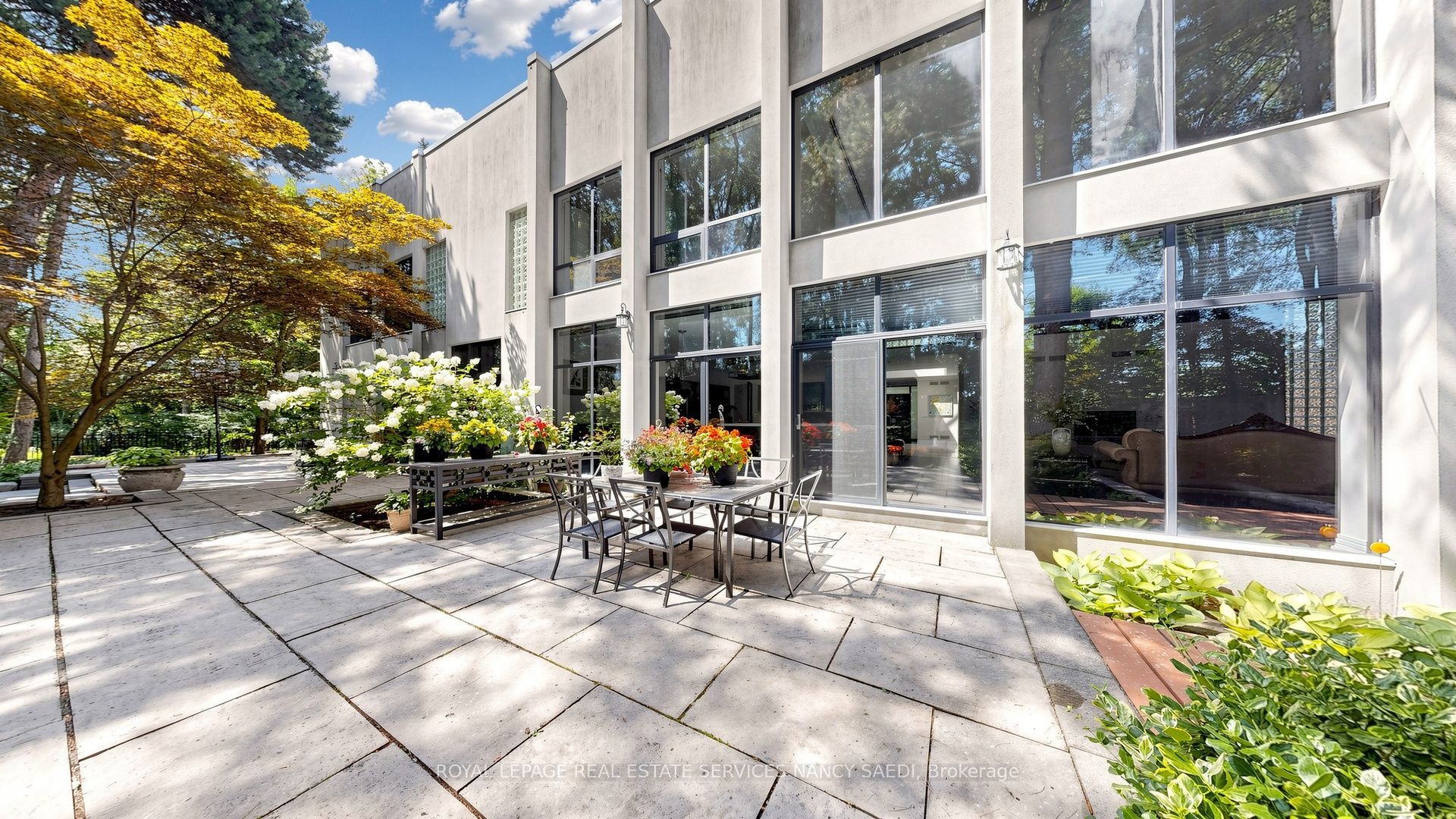 5 Abrams Place, Toronto, ON M2L 1W7 photo 2