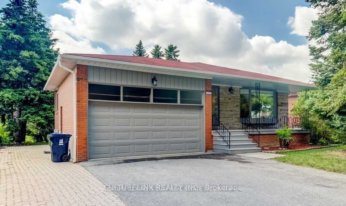 11 Bowhill Crescent Lower, Toronto, ON M2J 3S1