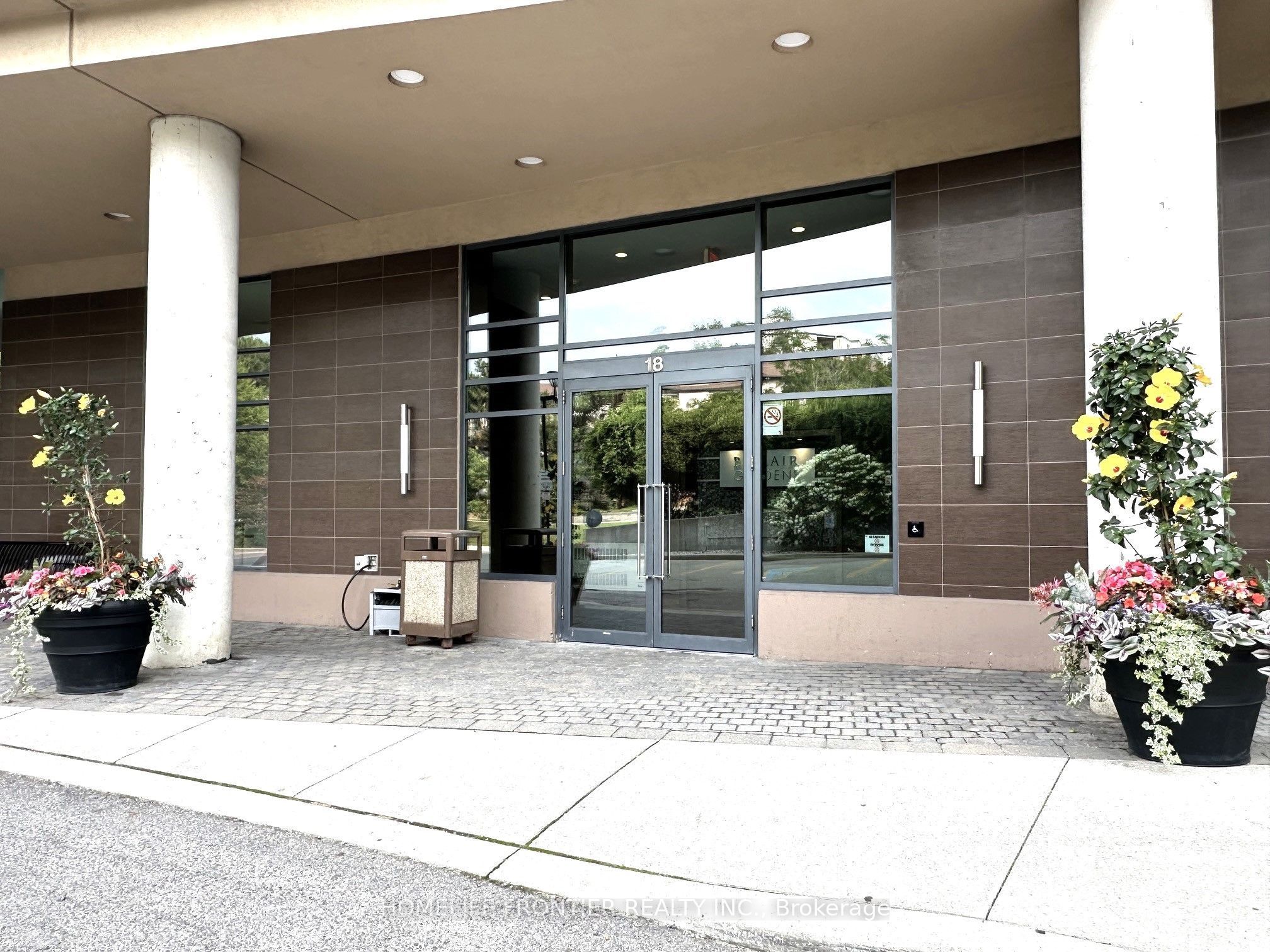 18 Valley Woods Road 716, Toronto, ON M3A 0A1 photo 3