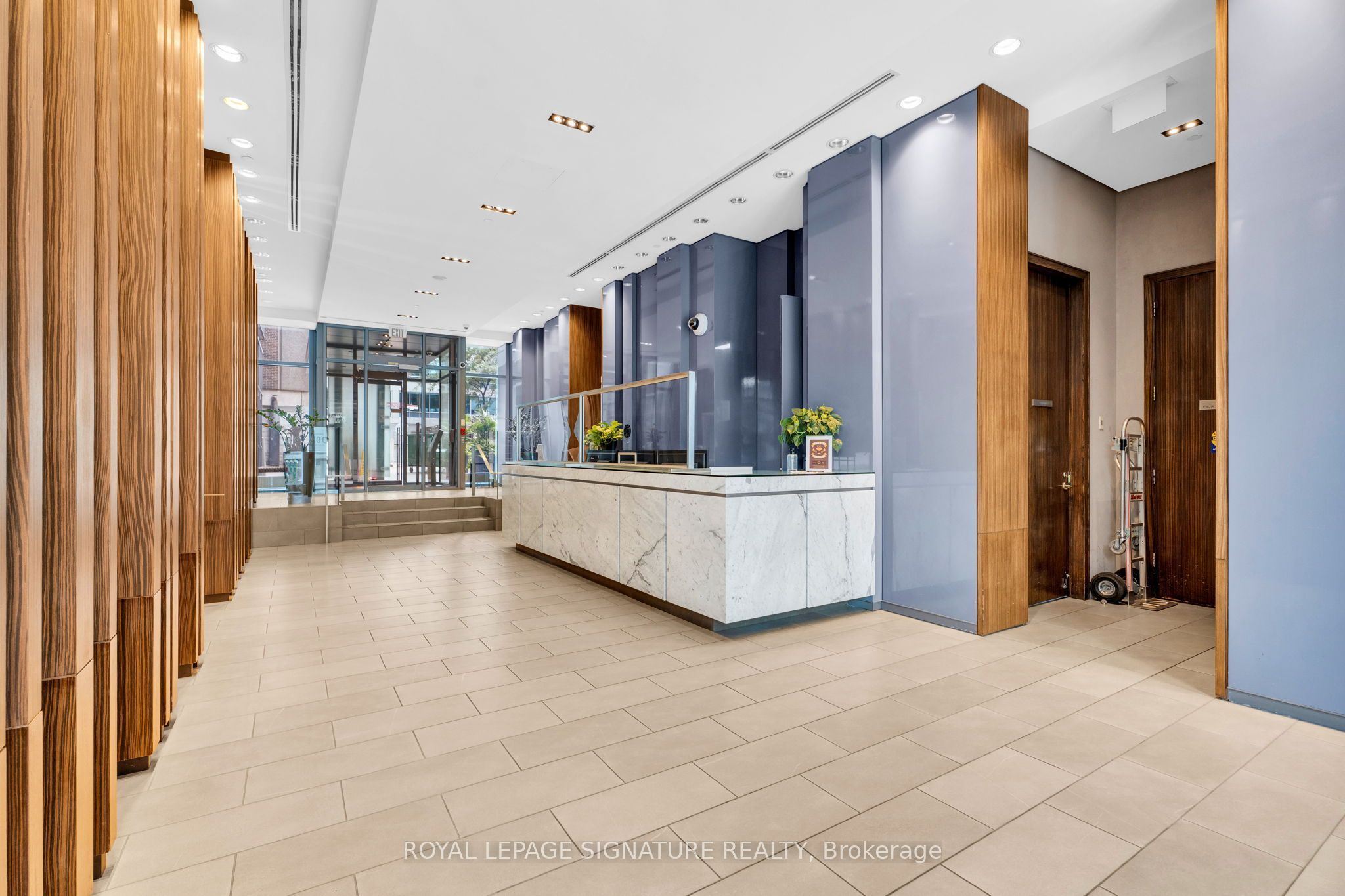 33 Lombard Street 316, Toronto, ON M5C 3H8 photo 2