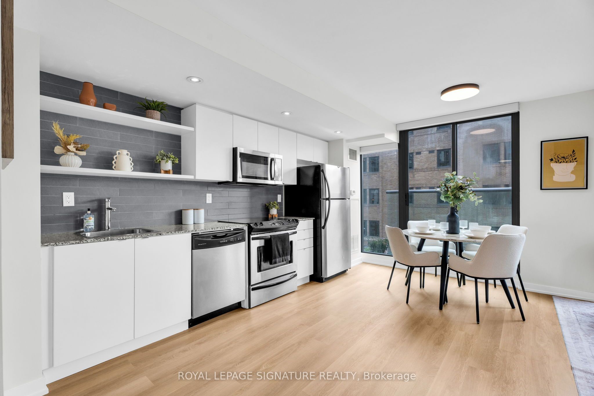 33 Lombard Street 316, Toronto, ON M5C 3H8 photo 5