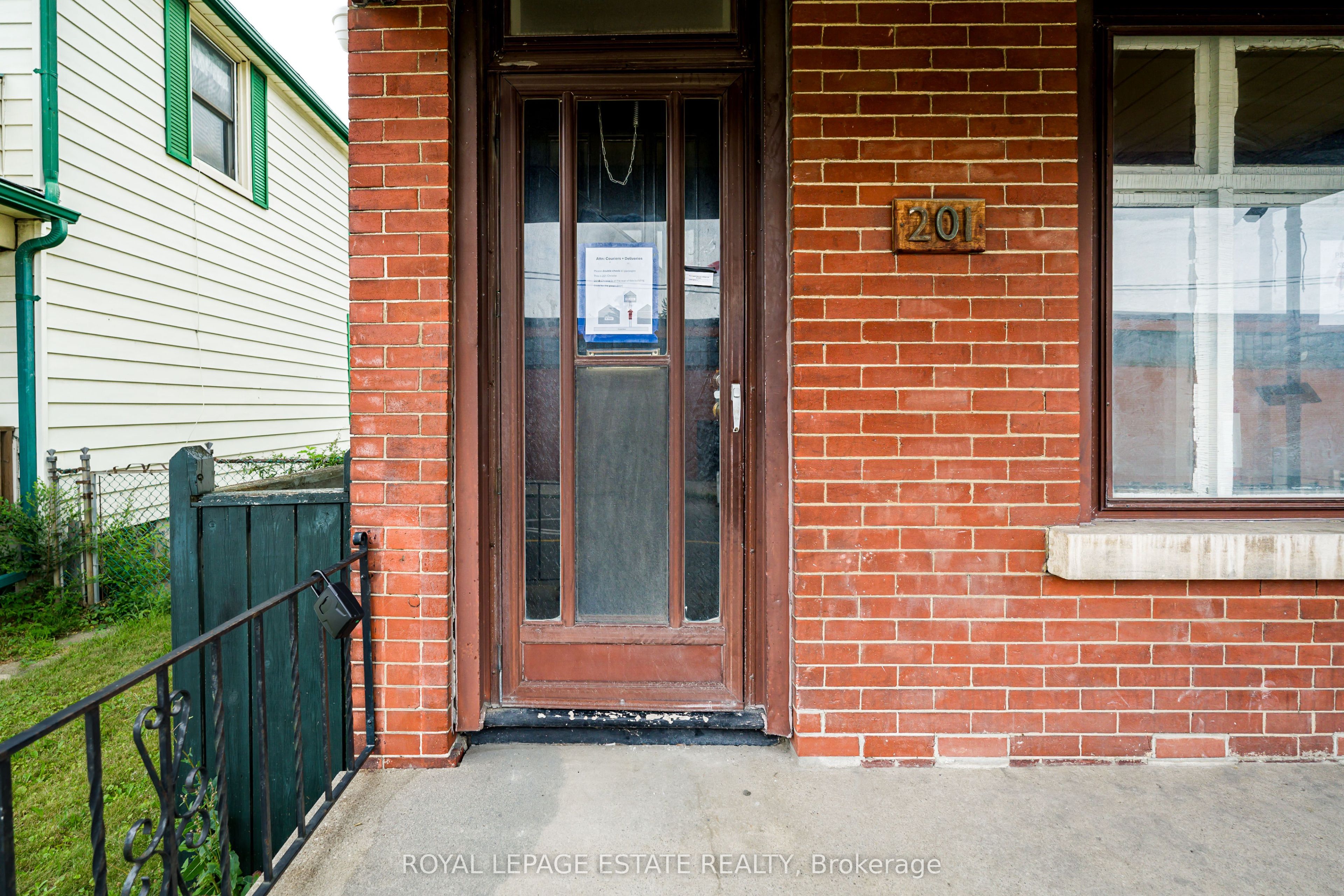 201 Christie Street, Toronto, ON M6G 3B5 photo 3