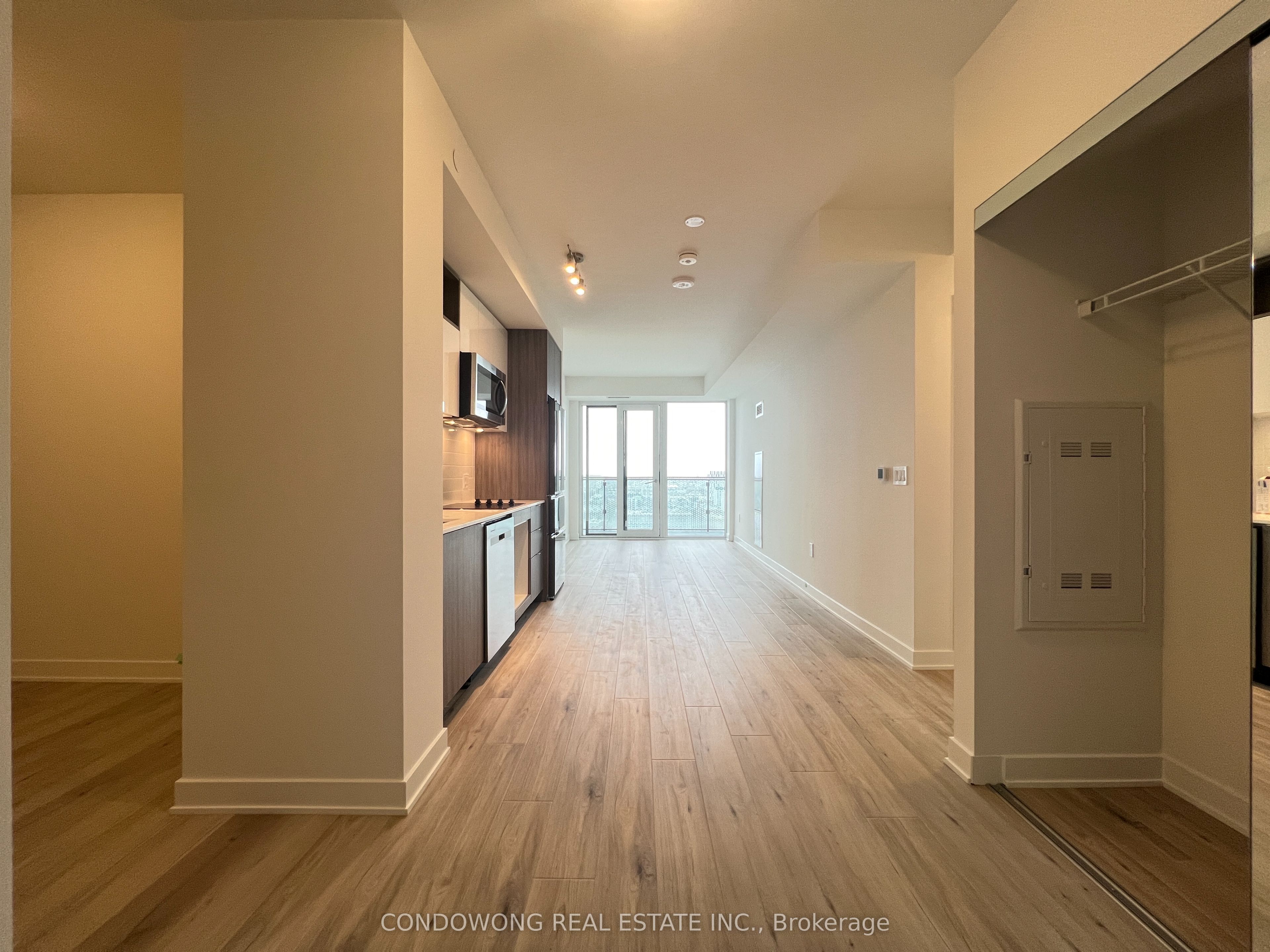 70 Princess Street 2603, Toronto, ON M5A 1E7 photo 2