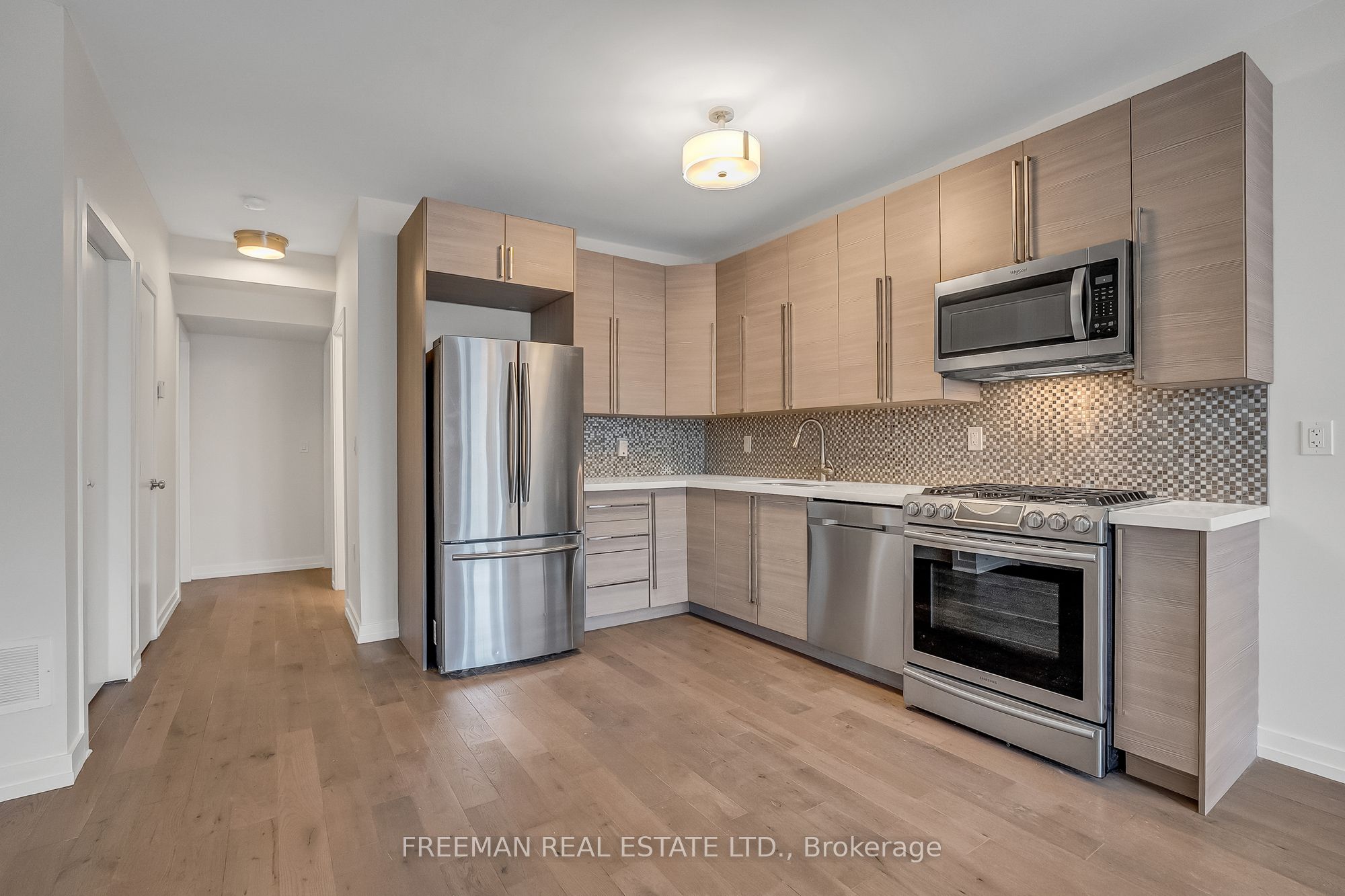 12 Arlington Avenue, Toronto, ON M6G 3K8 photo 5