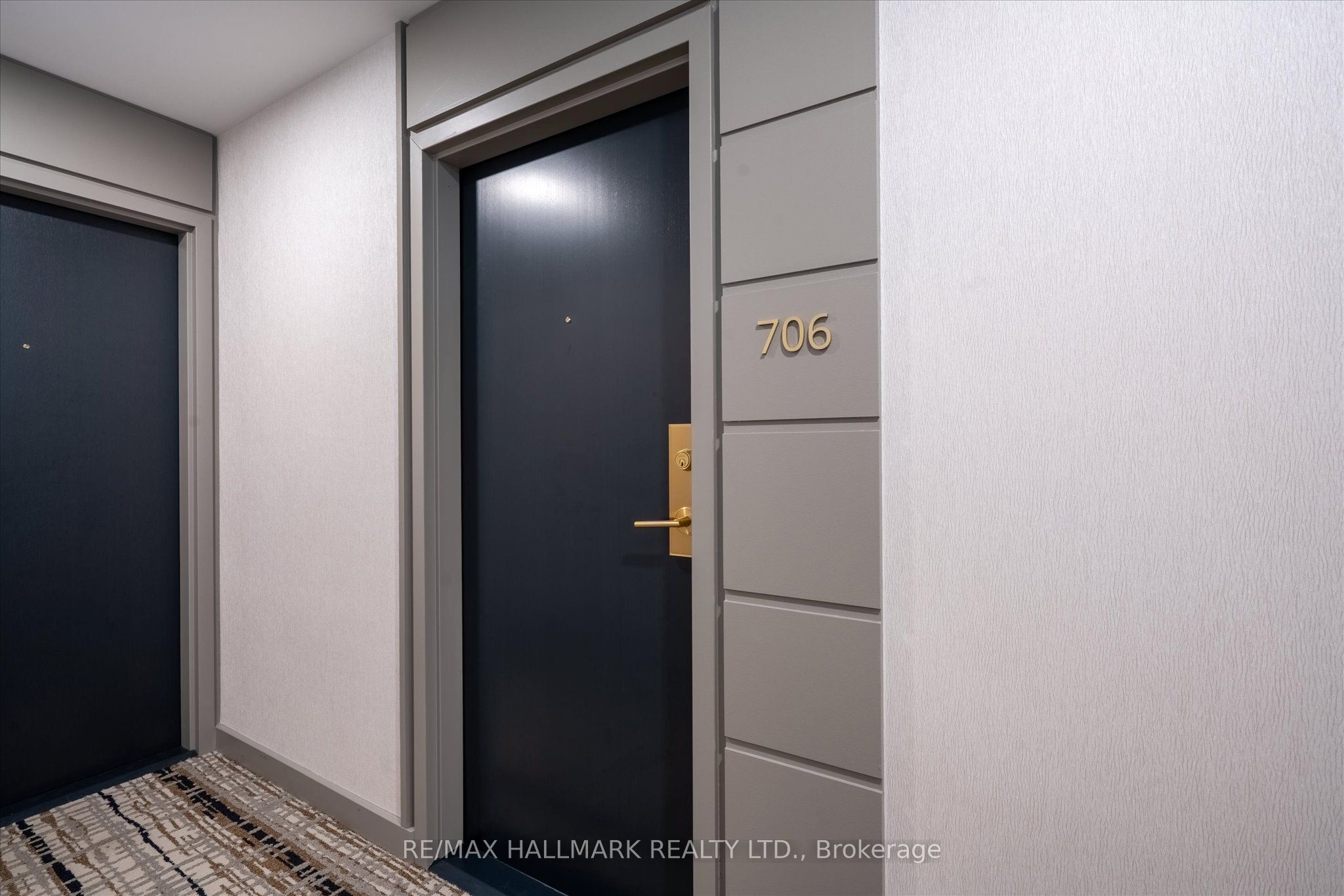 230 King Street E 706, Toronto, ON M5A 1K5 photo 5