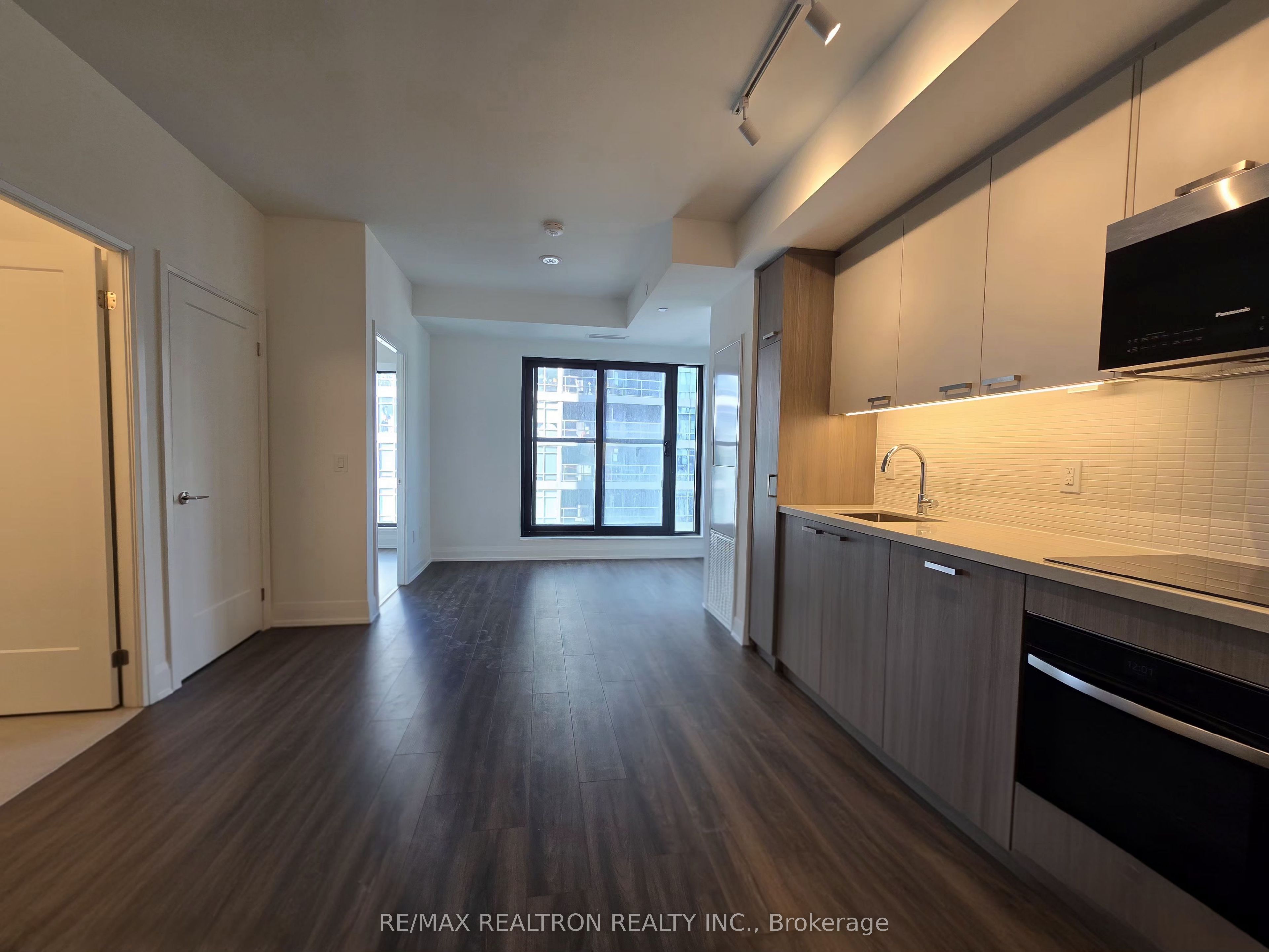 20 Soudan Avenue 1109, Toronto, ON M4S 0E2 photo 4