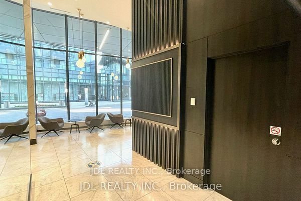90 Queens Wharf Road 310, Toronto, ON M5V 0J4 photo 3