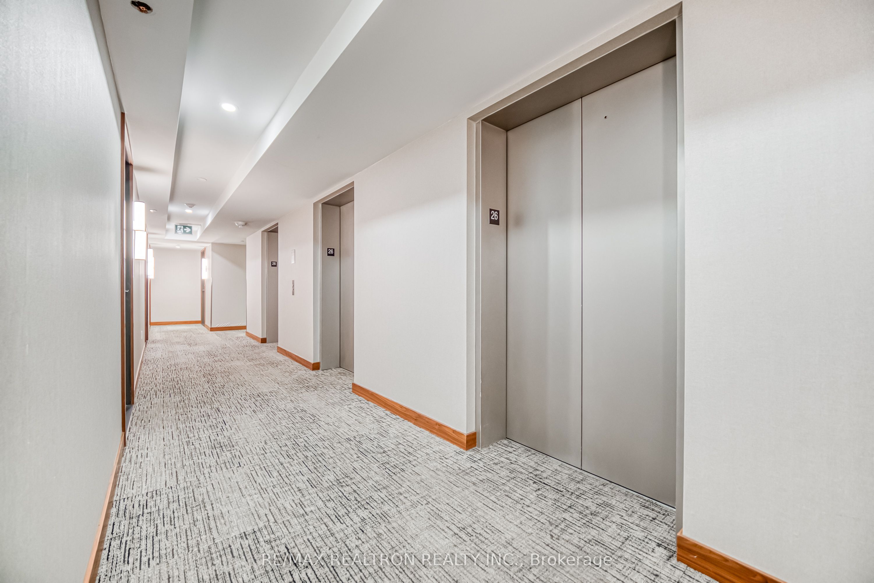 17 Bathurst Street 2603, Toronto, ON M5V 0N1 photo 4