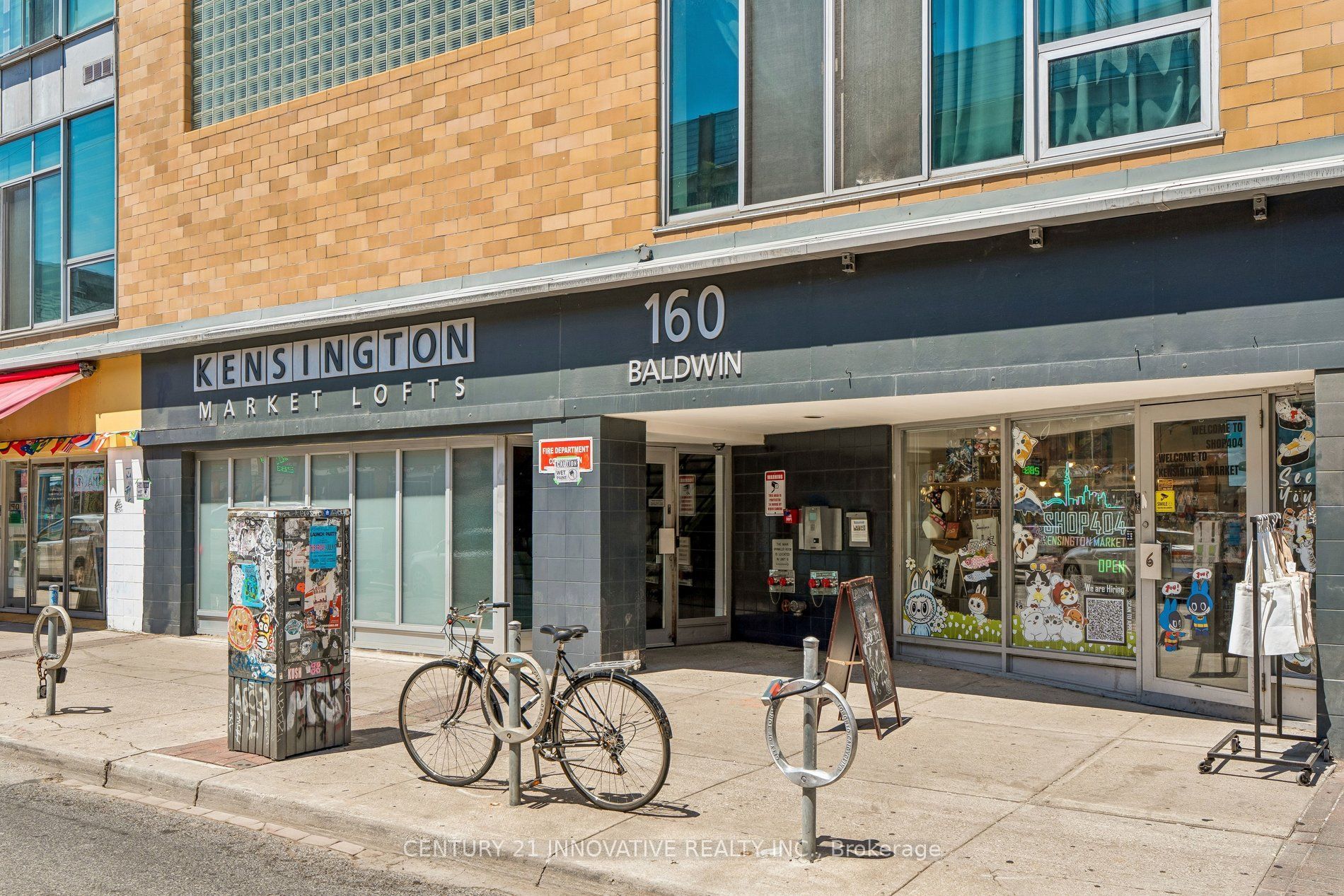 160 Baldwin St Street 420, Toronto, ON M5T 3K7 photo 2