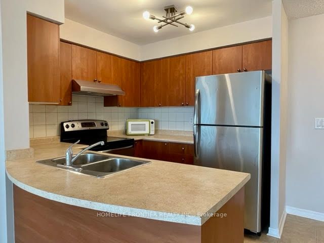 5500 Yonge Street 2406, Toronto, ON M2N 7L1 photo 3