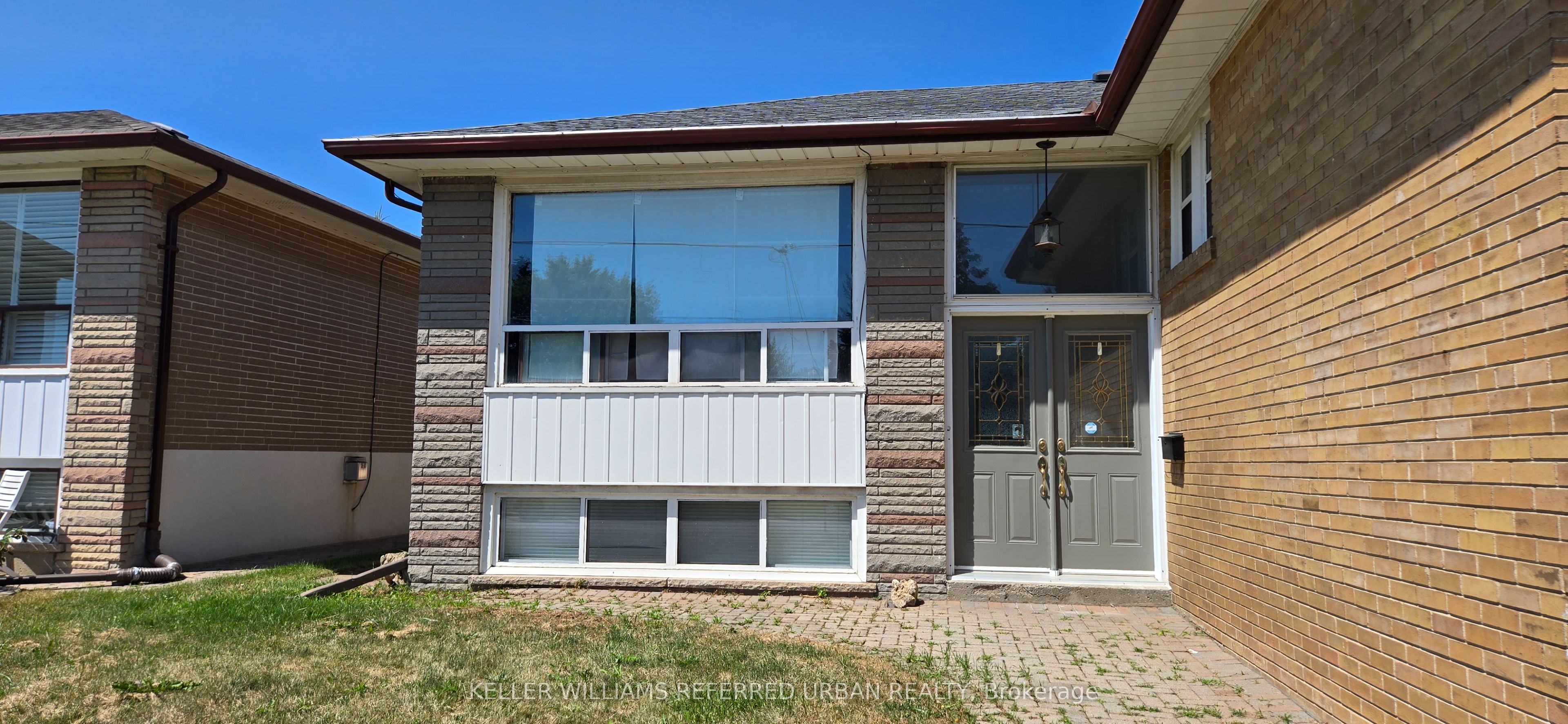 166 Kennard Avenue, Toronto, ON M3H 4M7 photo 2