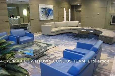 44 St Joseph Street 614, Toronto, ON M4Y 2W4 photo 3