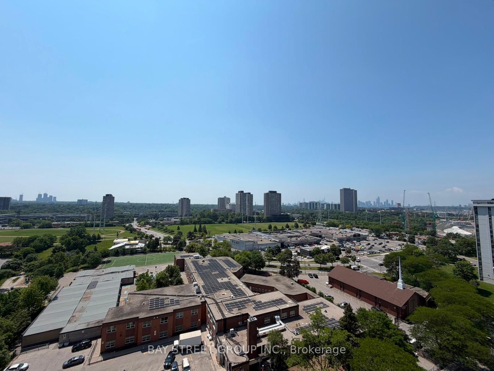 15 David Salomon Drive 1510, Toronto, ON M3C 1E7 photo 5