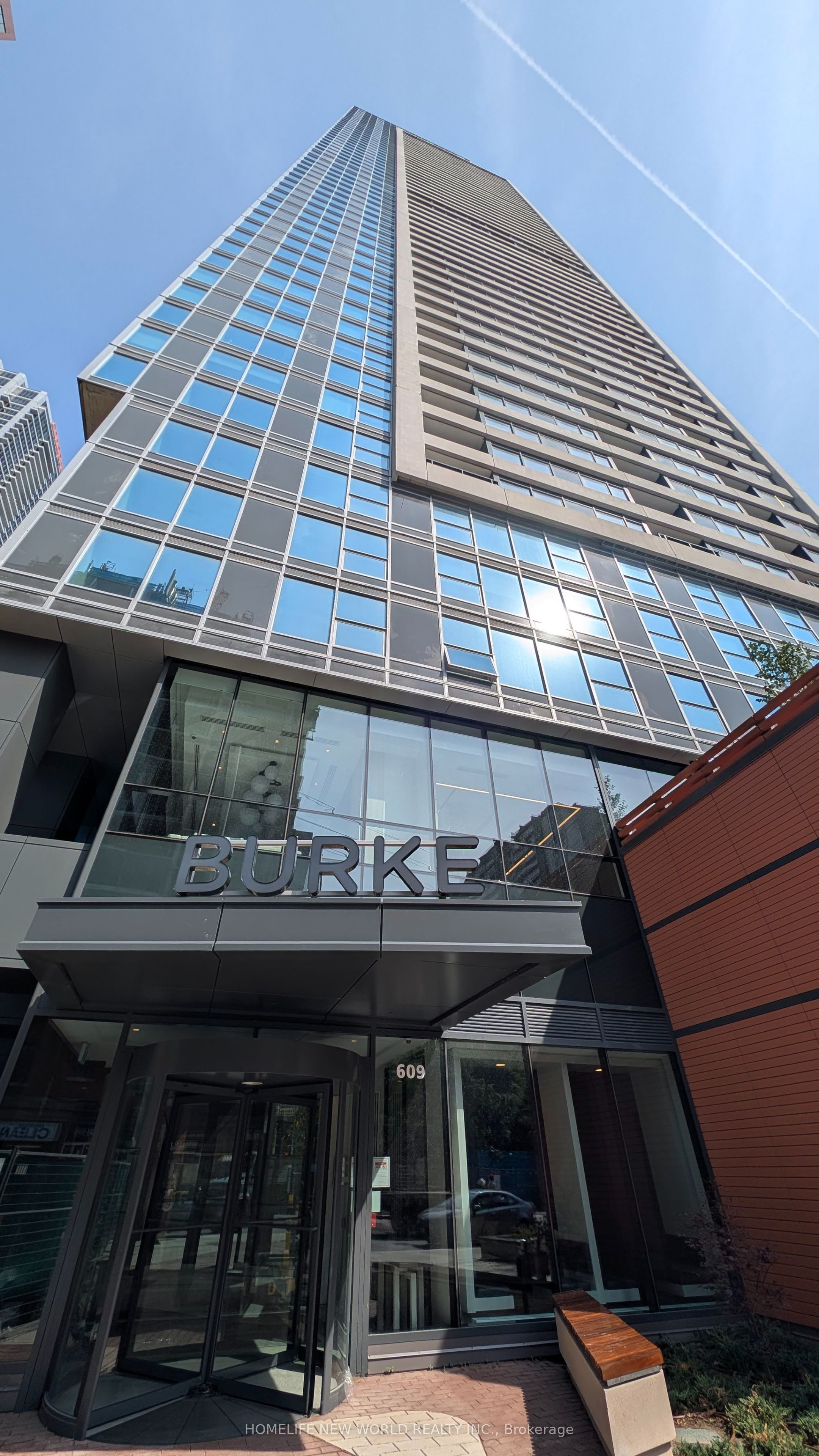 609 Sherbourne Street 4606, Toronto, ON M4X 0A4 photo 2
