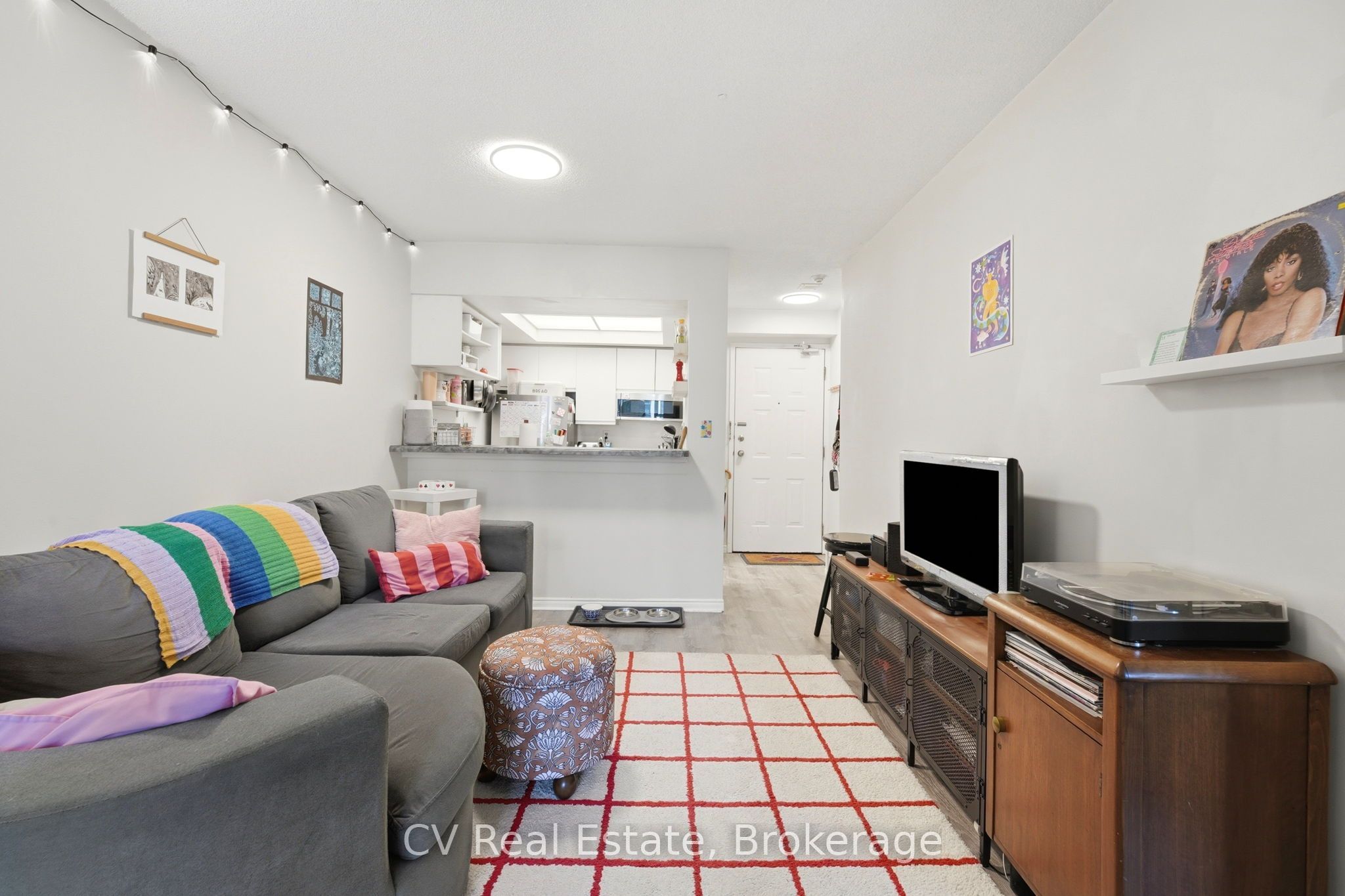 222 The Esplanade 506, Toronto, ON M5A 4M8 photo 3