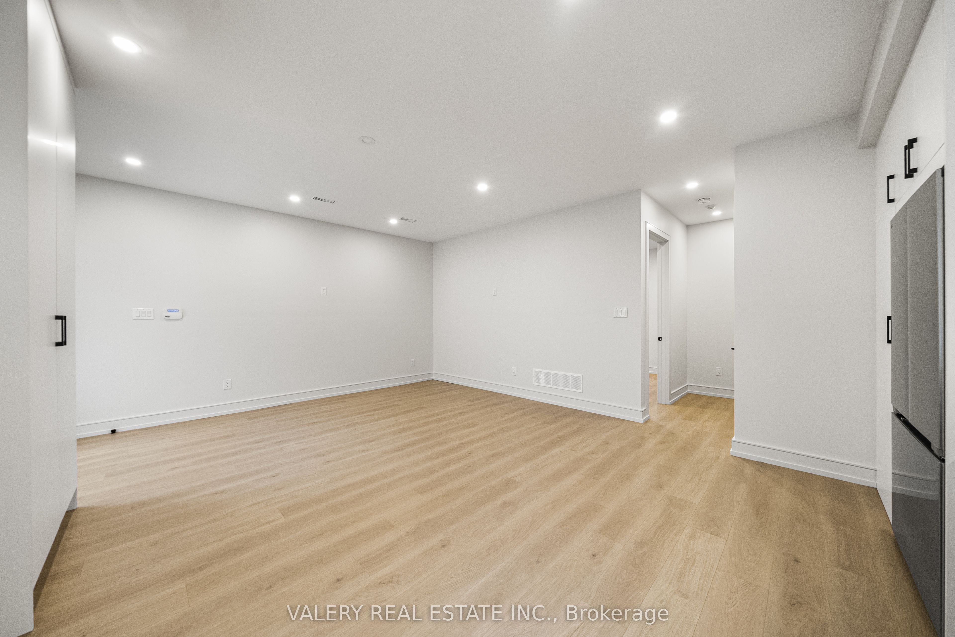 131 Dovercourt Road Laneway Main, Toronto, ON M6J 3C5 photo 5