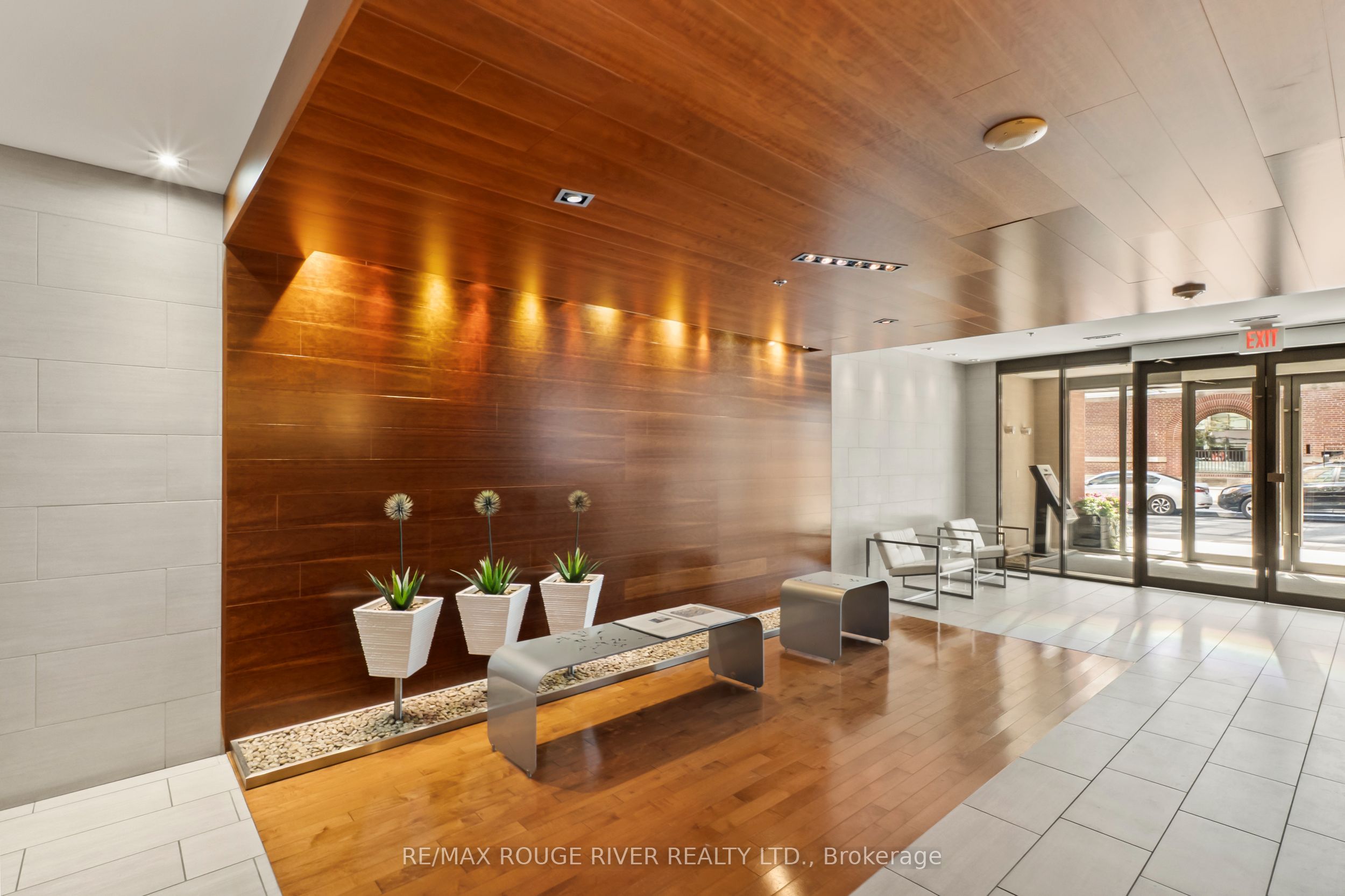 205 Frederick Street 704, Toronto, ON M5A 4V3 photo 4