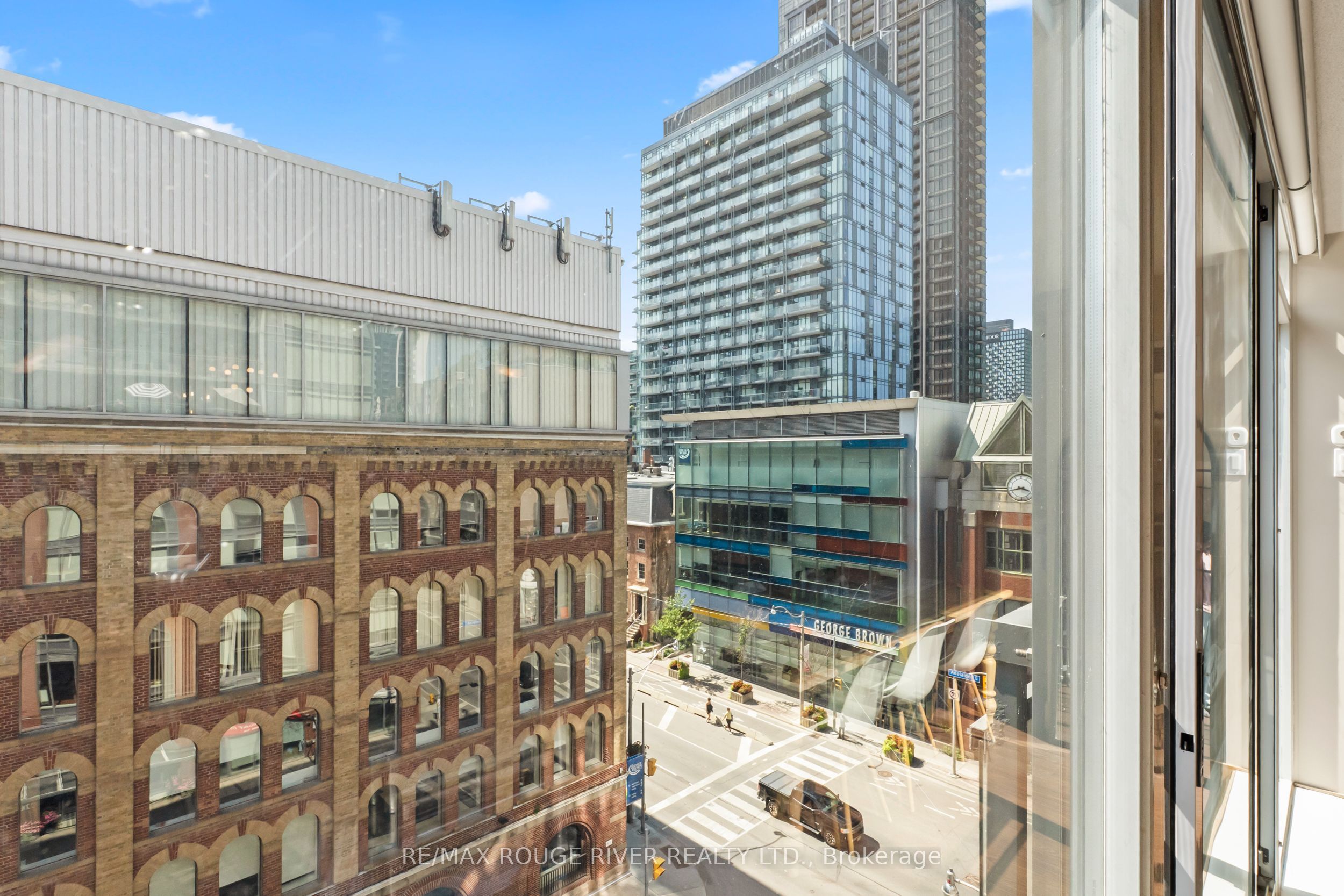 205 Frederick Street 704, Toronto, ON M5A 4V3 photo 5