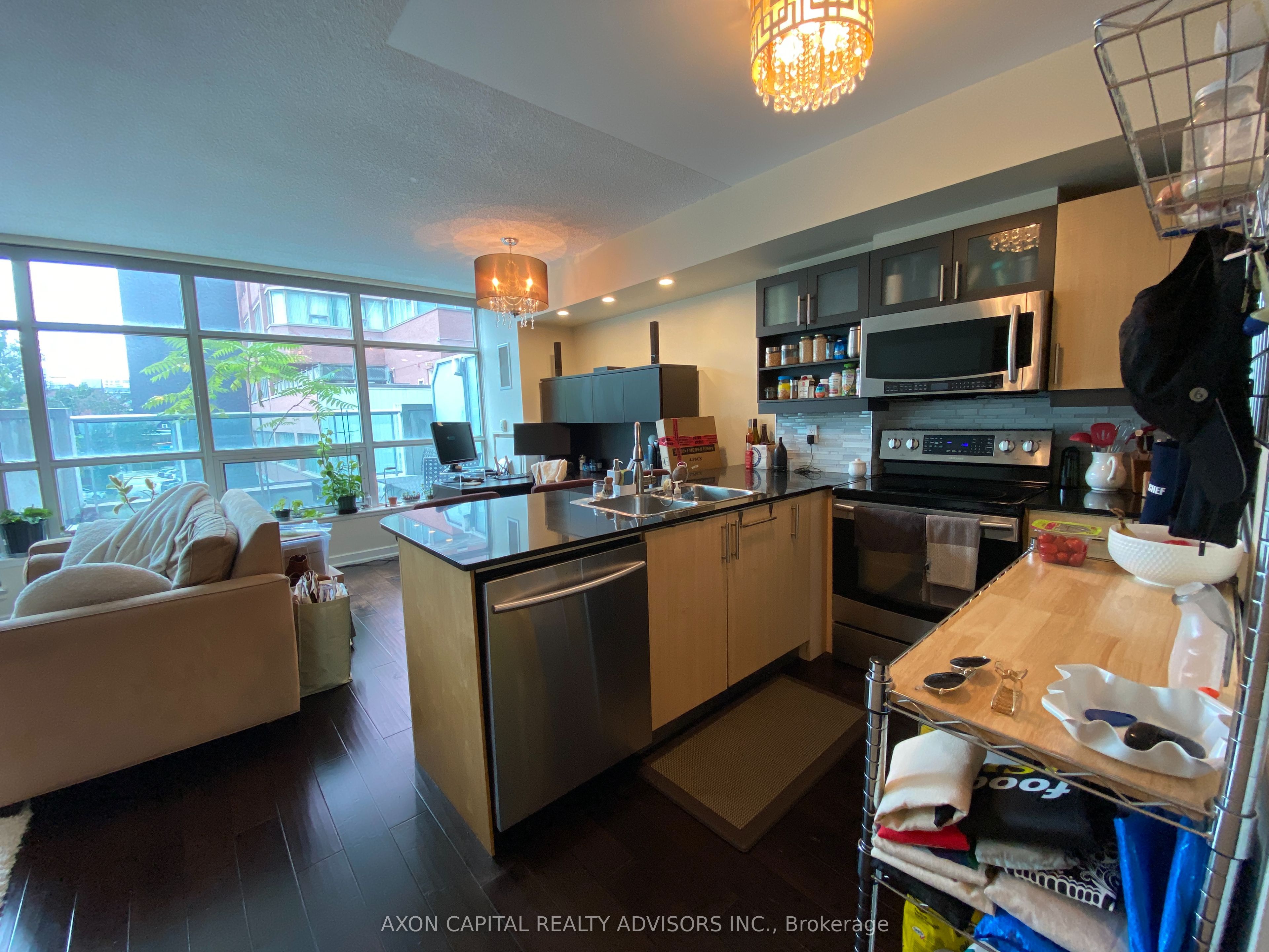 350 Wellington Street W 312, Toronto, ON M5V 3W9 photo 3
