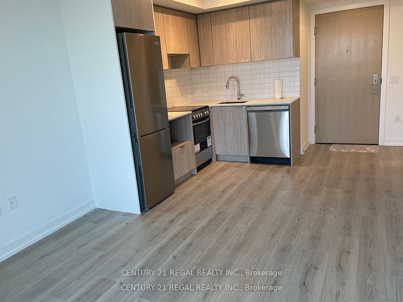 395 Bloor Street, Toronto, ON M4W 0B4 photo 2