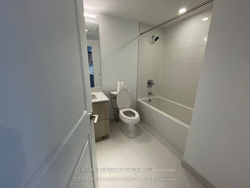 395 Bloor Street, Toronto, ON M4W 0B4 photo 5
