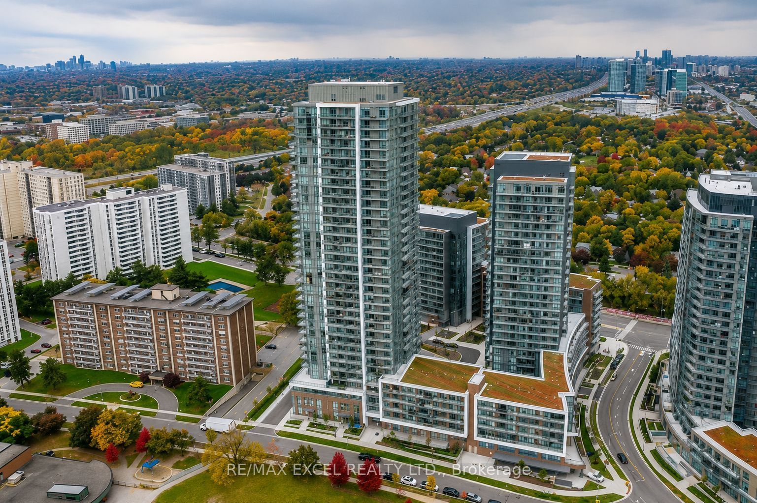 32 Forest Manor Road 2804, Toronto, ON M2J 0H2 photo 2