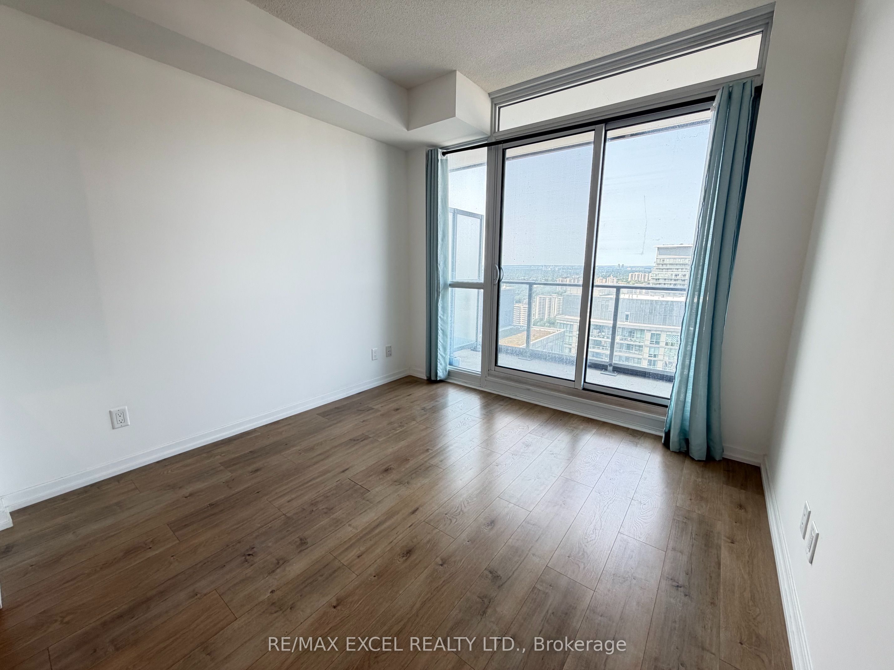 32 Forest Manor Road 2804, Toronto, ON M2J 0H2 photo 5