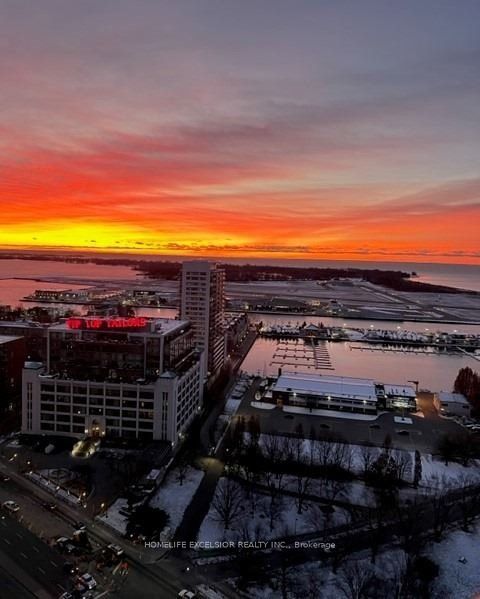 215 SE Fort York Boulevard SE 2903, Toronto, ON M5V 4A2