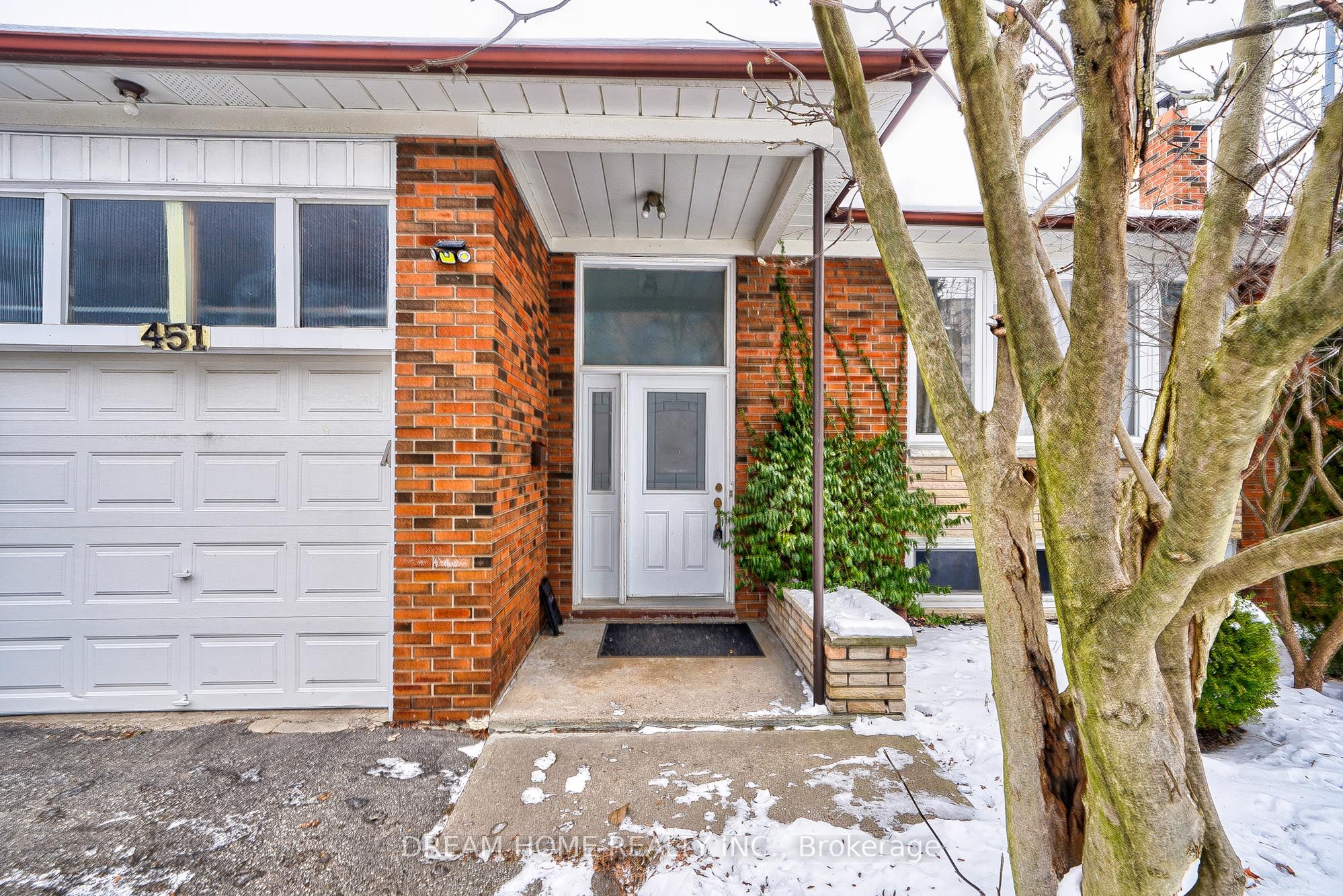 451 Kenneth Avenue Main, Toronto, ON M2N 4W4 photo 2
