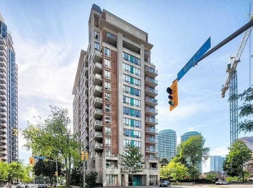 28 Byng Avenue UPh05, Toronto, ON M2N 7H4