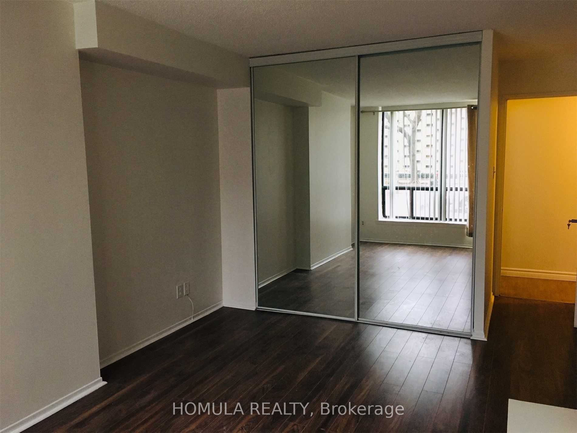 250 Jarvis Street 101, Toronto, ON M5B 2L2 photo 2