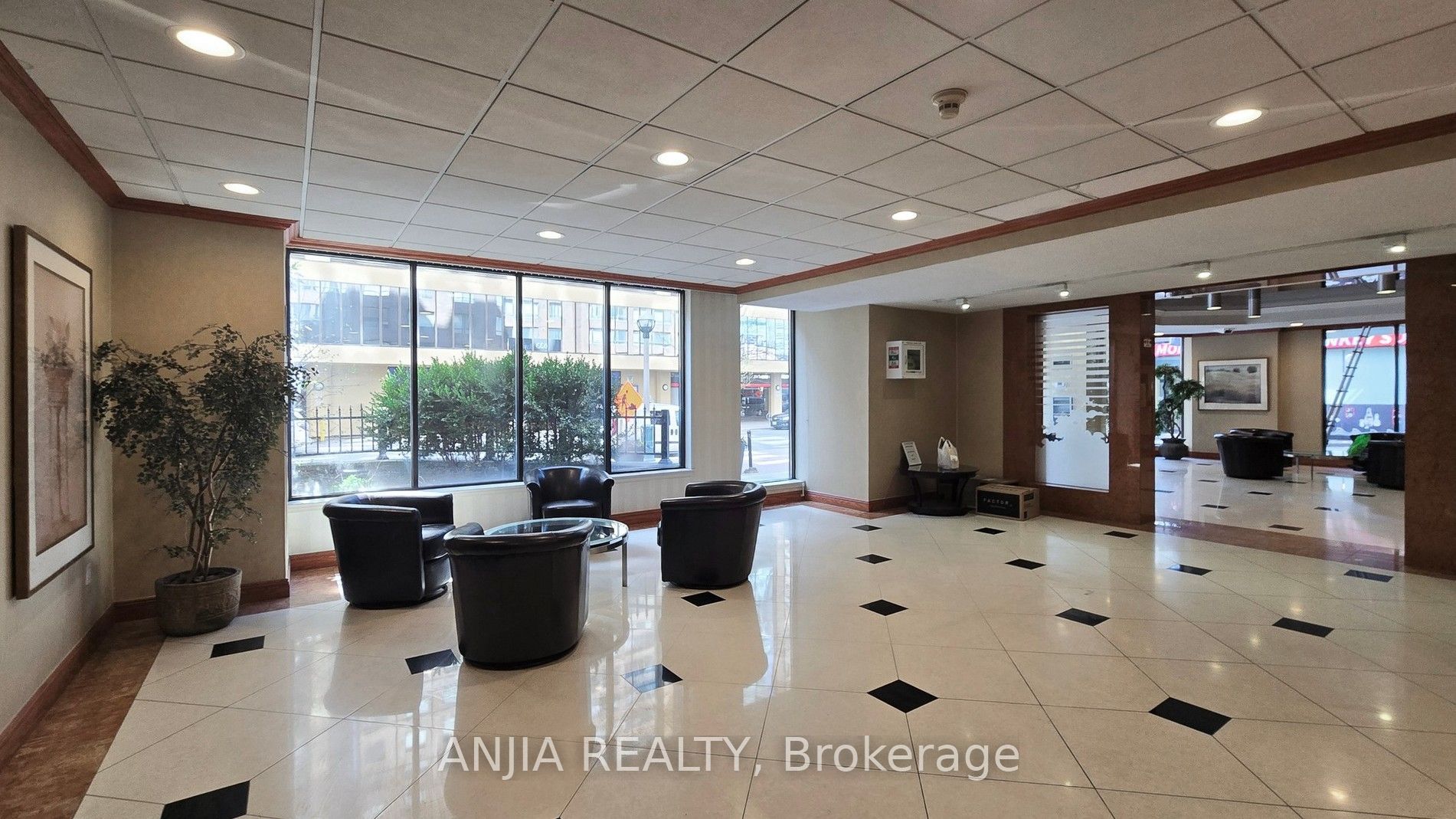 633 Bay Street 912, Toronto, ON M5G 2G4 photo 5